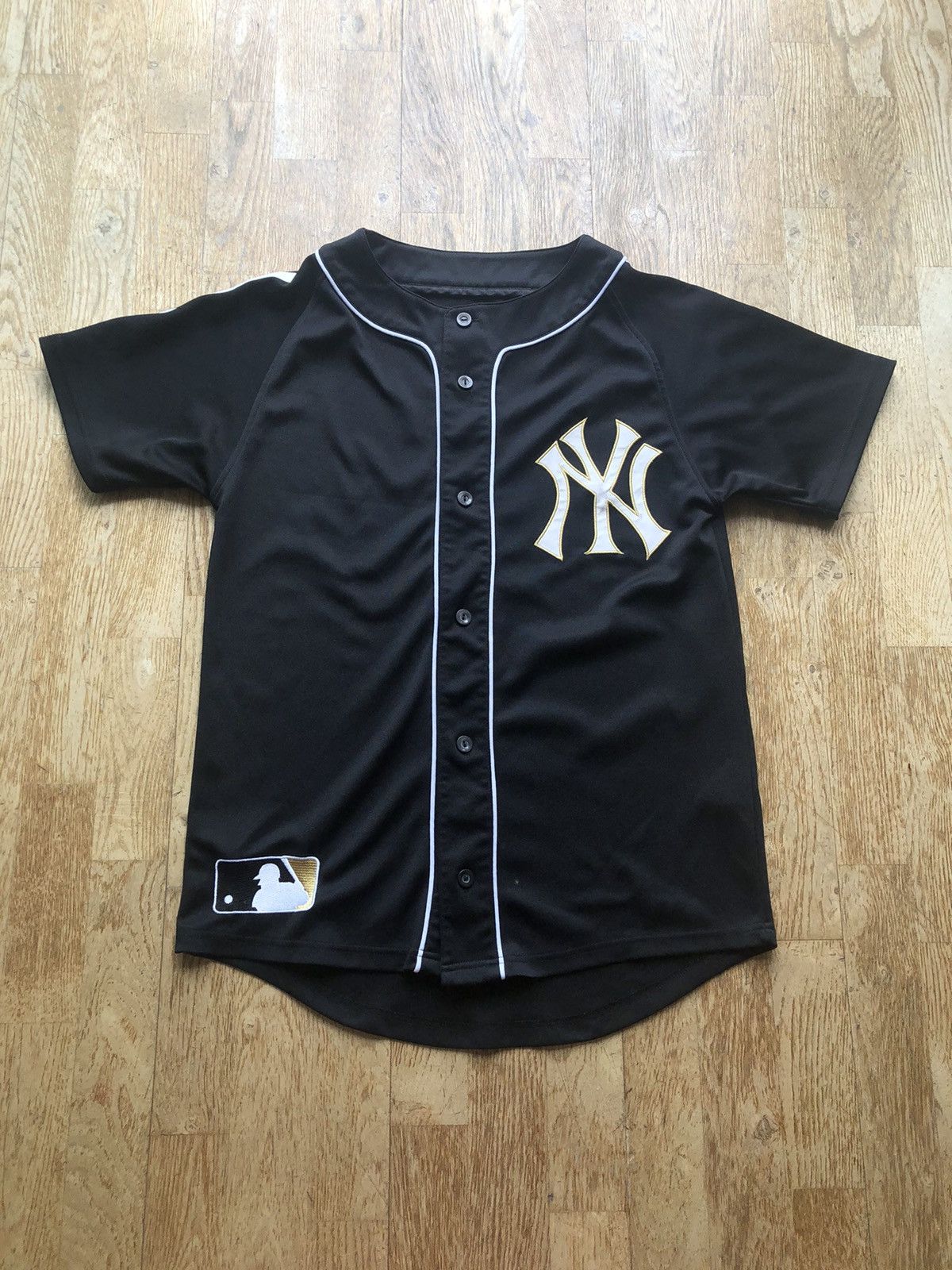 New York Yankees NEW YORK YANKEES MAJESTIC VINTAGE MLB BASEBALL JERSEY Size US M / EU 48-50 / 2 - 1 Thumbnail