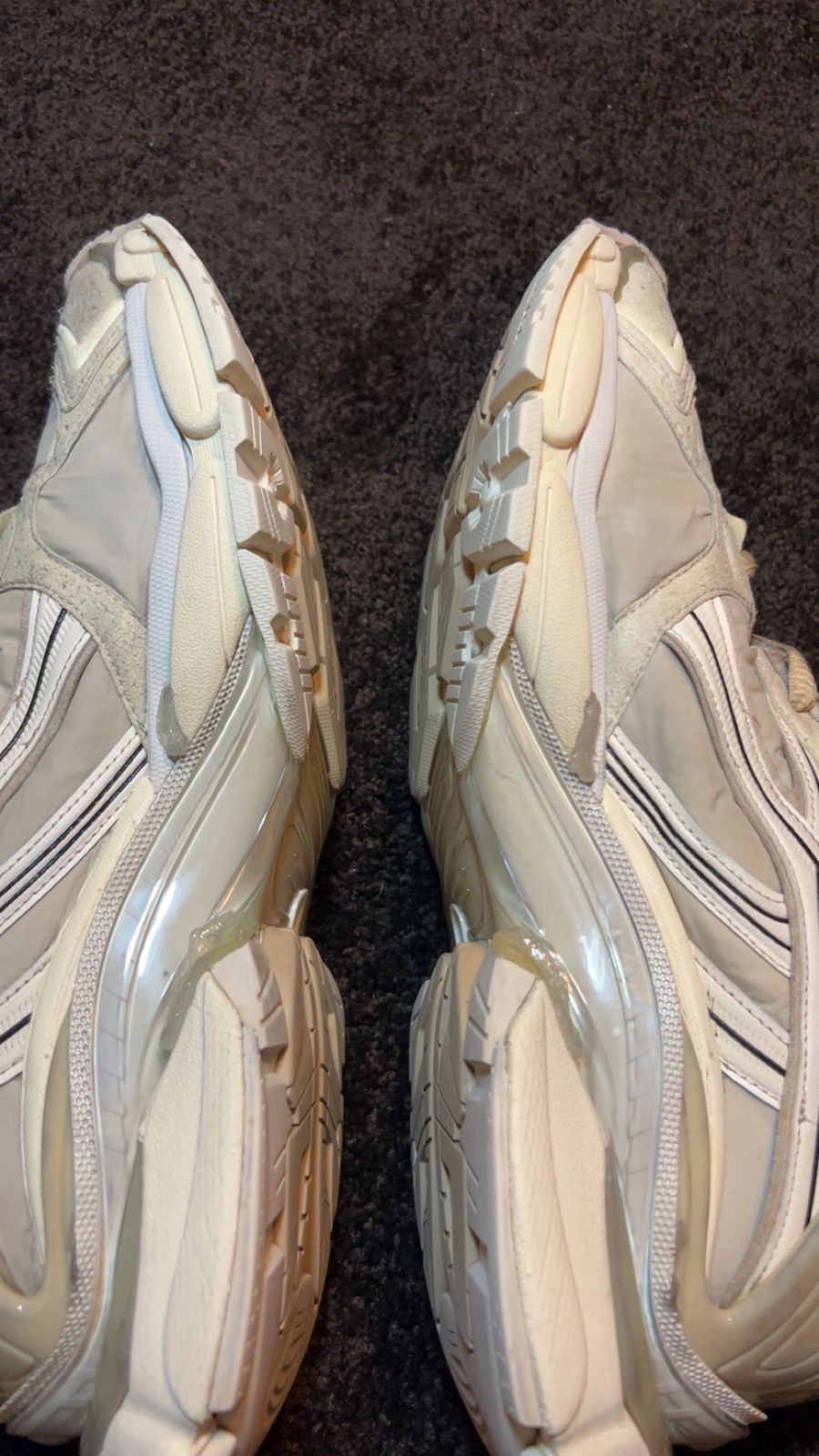 Balenciaga Balenciaga Runner Beige Size US 12 / EU 45 - 6 Thumbnail