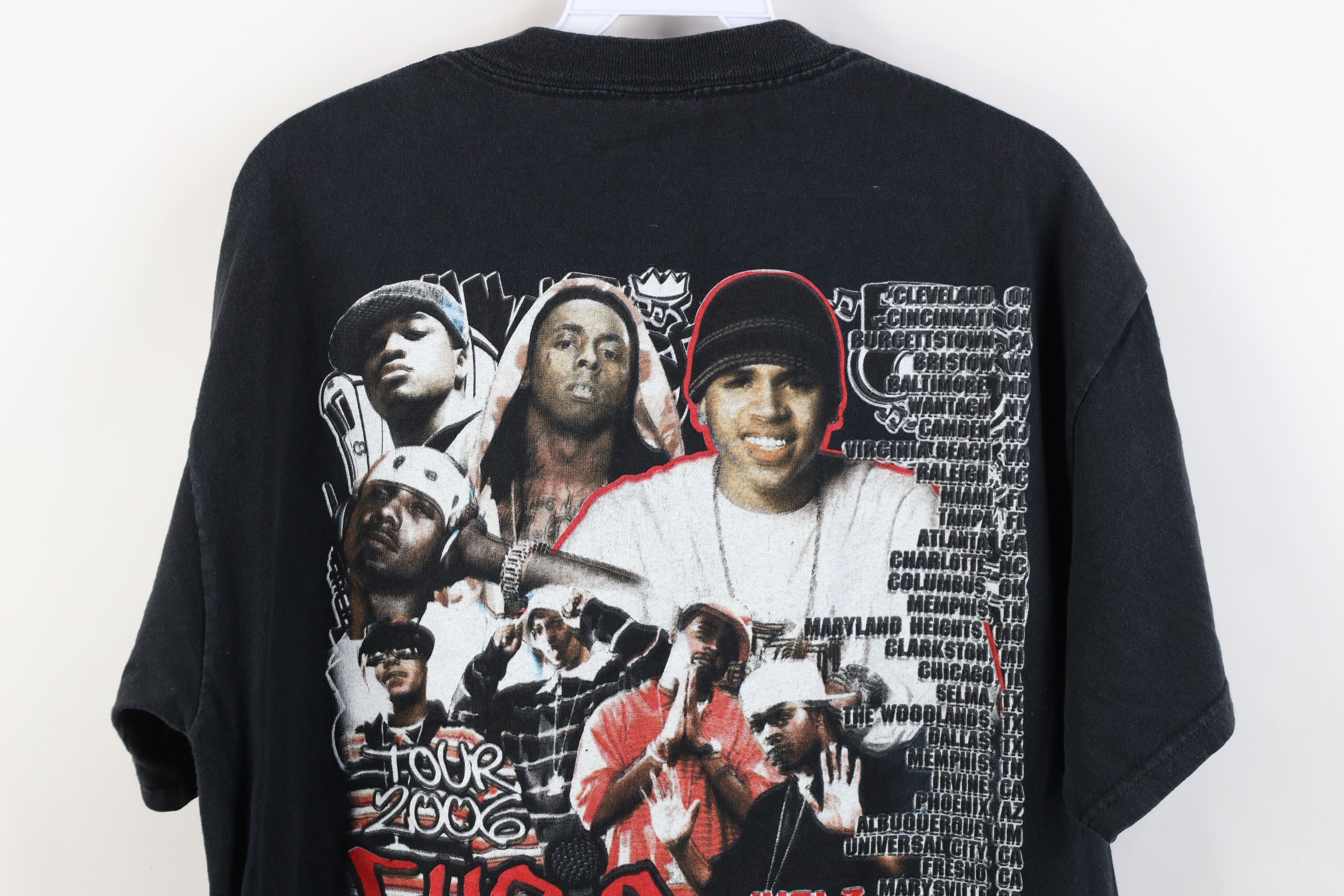 Vintage Vintage 2006 Tour Chris Brown Lil Wayne NeYo Juelz T-Shirt Size US L / EU 52-54 / 3 - 15 Thumbnail