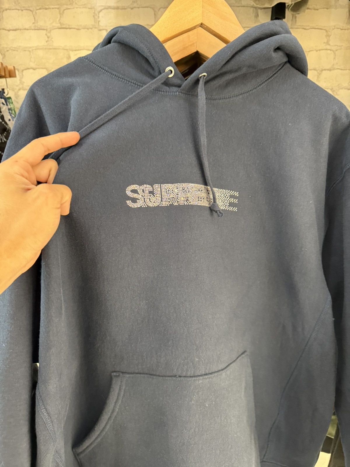 Supreme Navy blue with white crystal hoodie size large Size US L / EU 52-54 / 3 - 2 Thumbnail