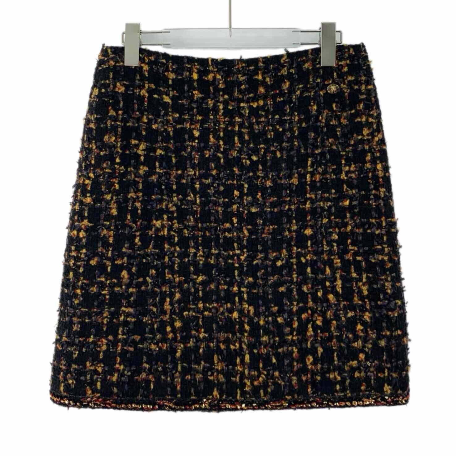 Chanel Chanel Cotton Plaid Multi Skirt M Women Size 28" / US 6 / IT 42 - 1 Thumbnail