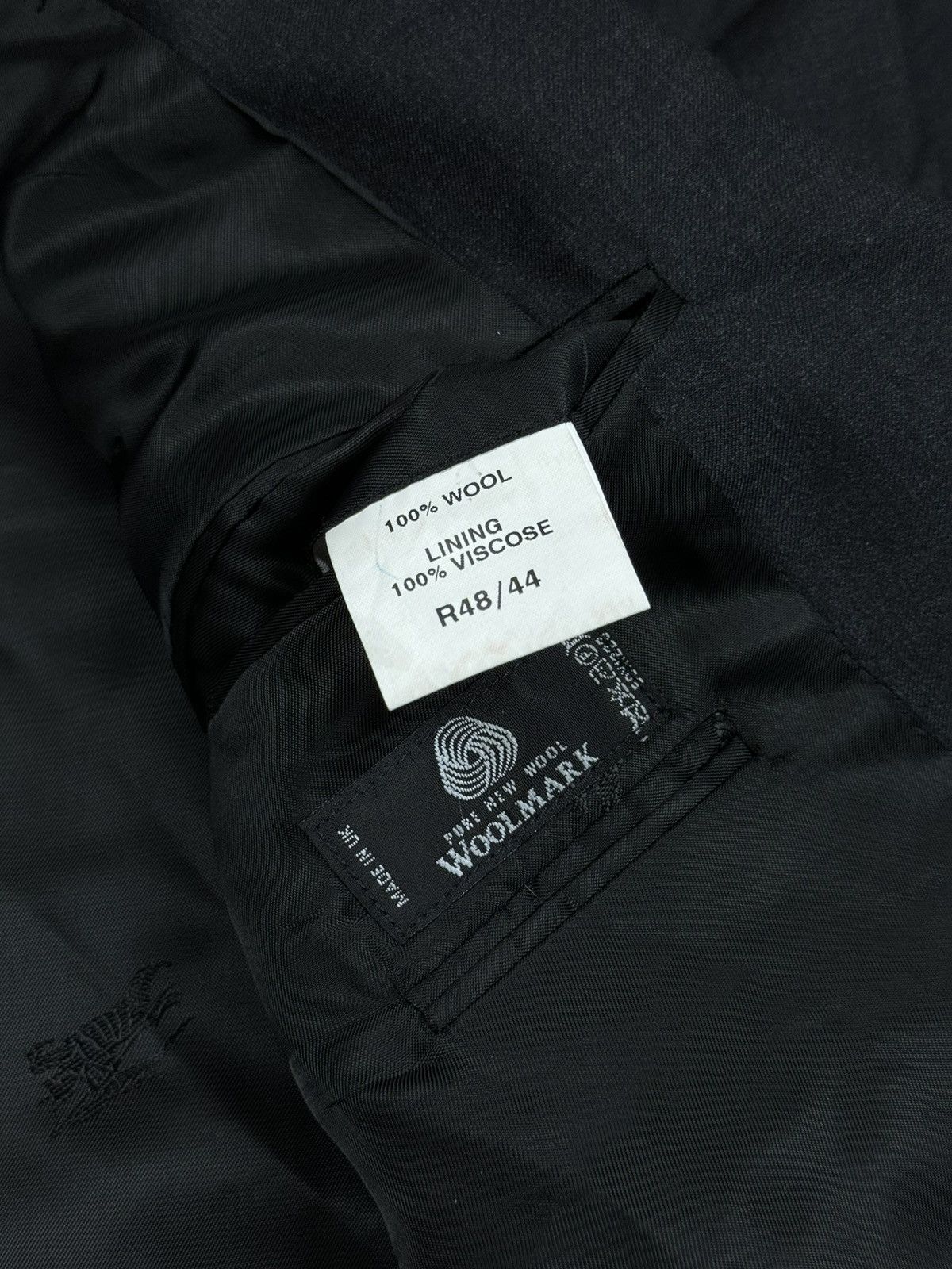 Burberry Vintage wool navy blazer Burberry original luxury item Size 54L - 4 Thumbnail