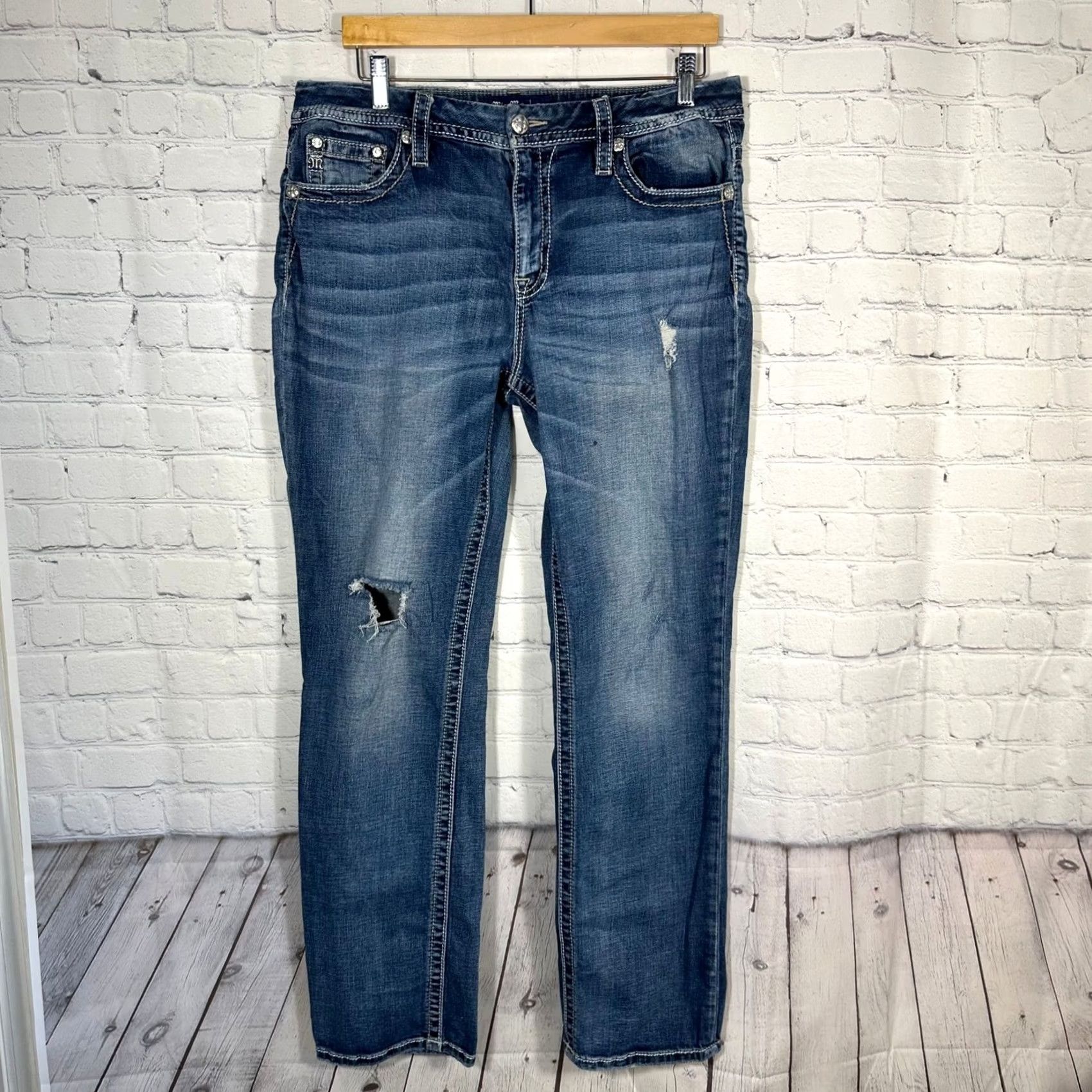 Miss Me Miss Me Jeans Distressed Straight Leg Medium Wash Blue Denim Embellished Rhinestone Pockets 5-Pocket Logo M Western Y2K Womens 32x33 Jeans Size 24" / US 00 / IT 34 - 2 Thumbnail