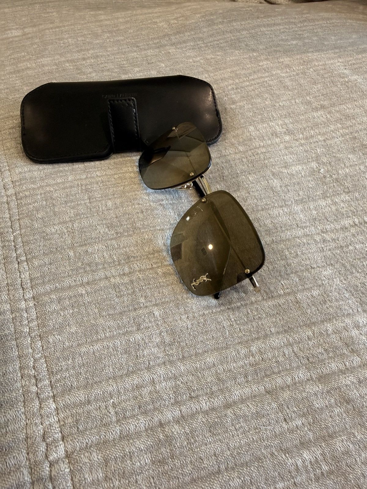 Yves Saint Laurent YSL Sunglasses Size ONE SIZE - 4 Thumbnail