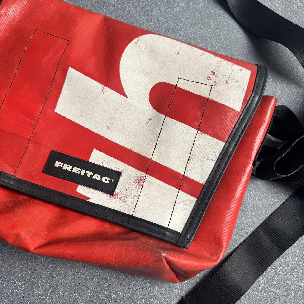 Freitag × Japanese Brand Freitag Vintage Crossbody Bag Size ONE SIZE - 4 Thumbnail