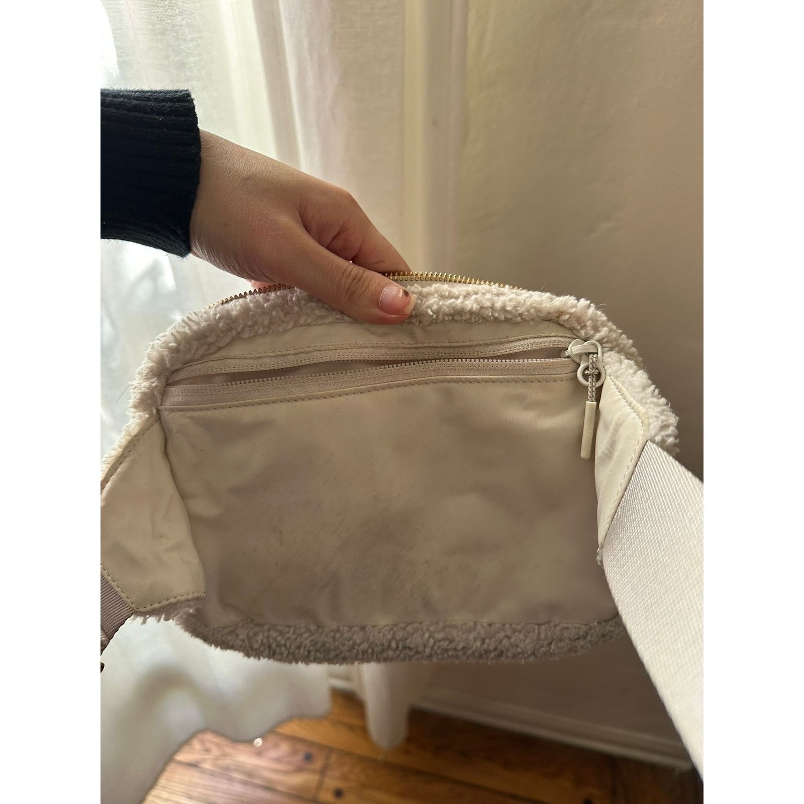 Lululemon Lululemon Everywhere Belt Bag Fleece Size ONE SIZE - 5 Thumbnail