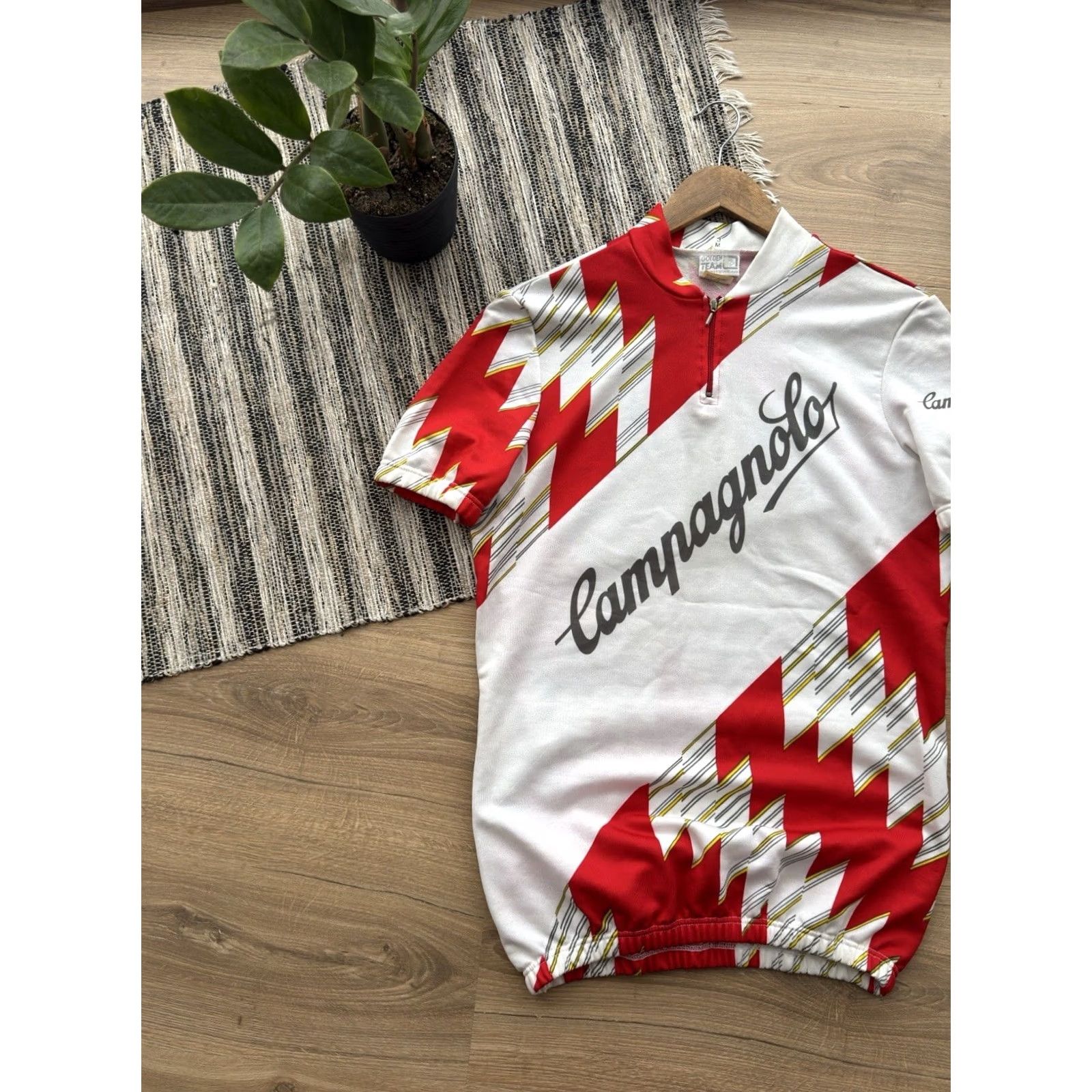 Vintage VINTAGE Campagnolo Cycling Jersey White Red 90s Italy Size M Shirt Mens Retro/70s 90s Urban City Logo Casual Short Sleeve Collared Jersey T-Shirt Size US M / EU 48-50 / 2 - 2 Thumbnail