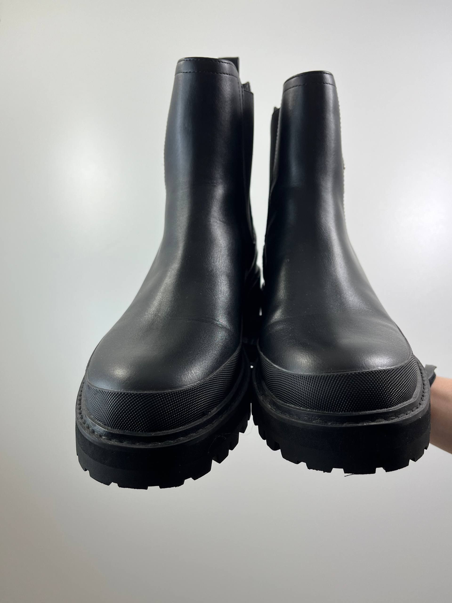 Guess GUESS Women Black Leather Chelsea Platform Boots Size 40 Size US 10 / IT 40 - 3 Thumbnail