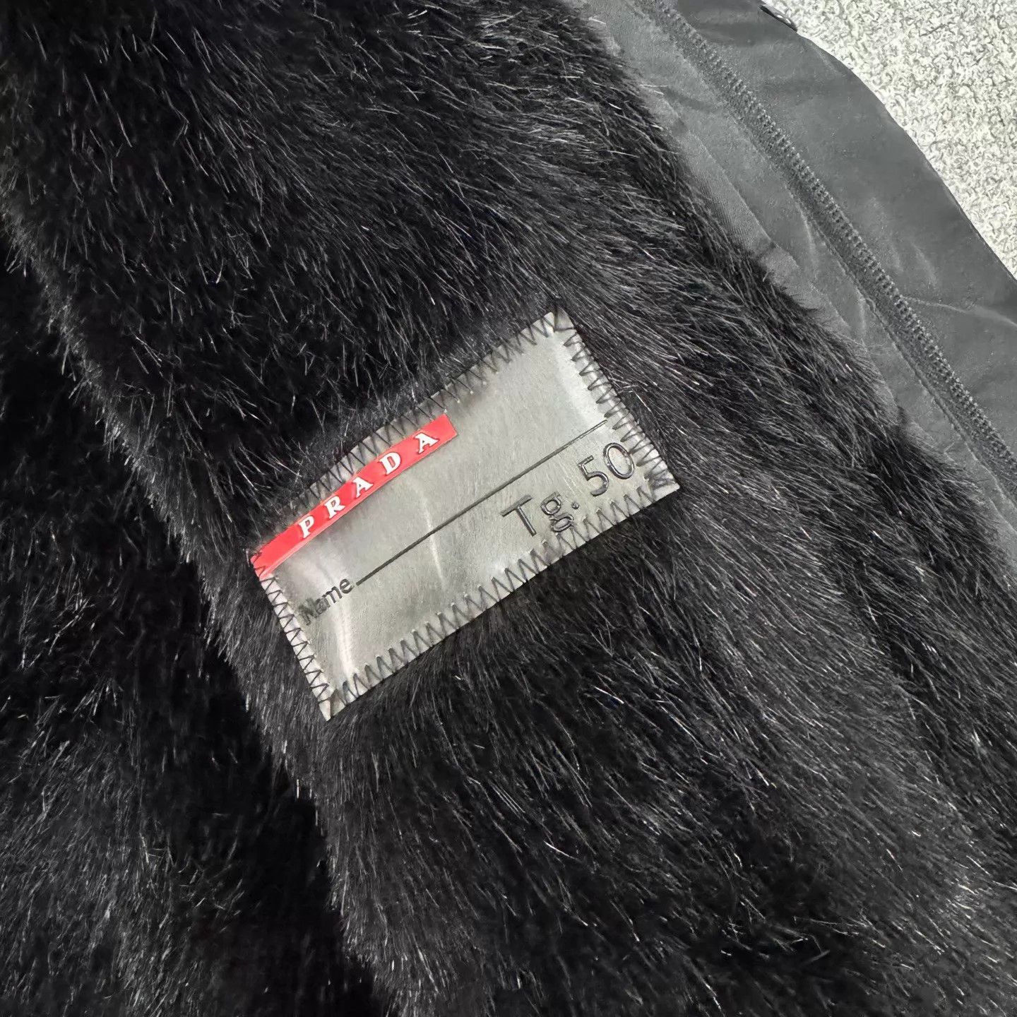 Prada Prada Black Long Hooded Parka Fleece-Lined Removable 50 Size US M / EU 48-50 / 2 - 6 Thumbnail