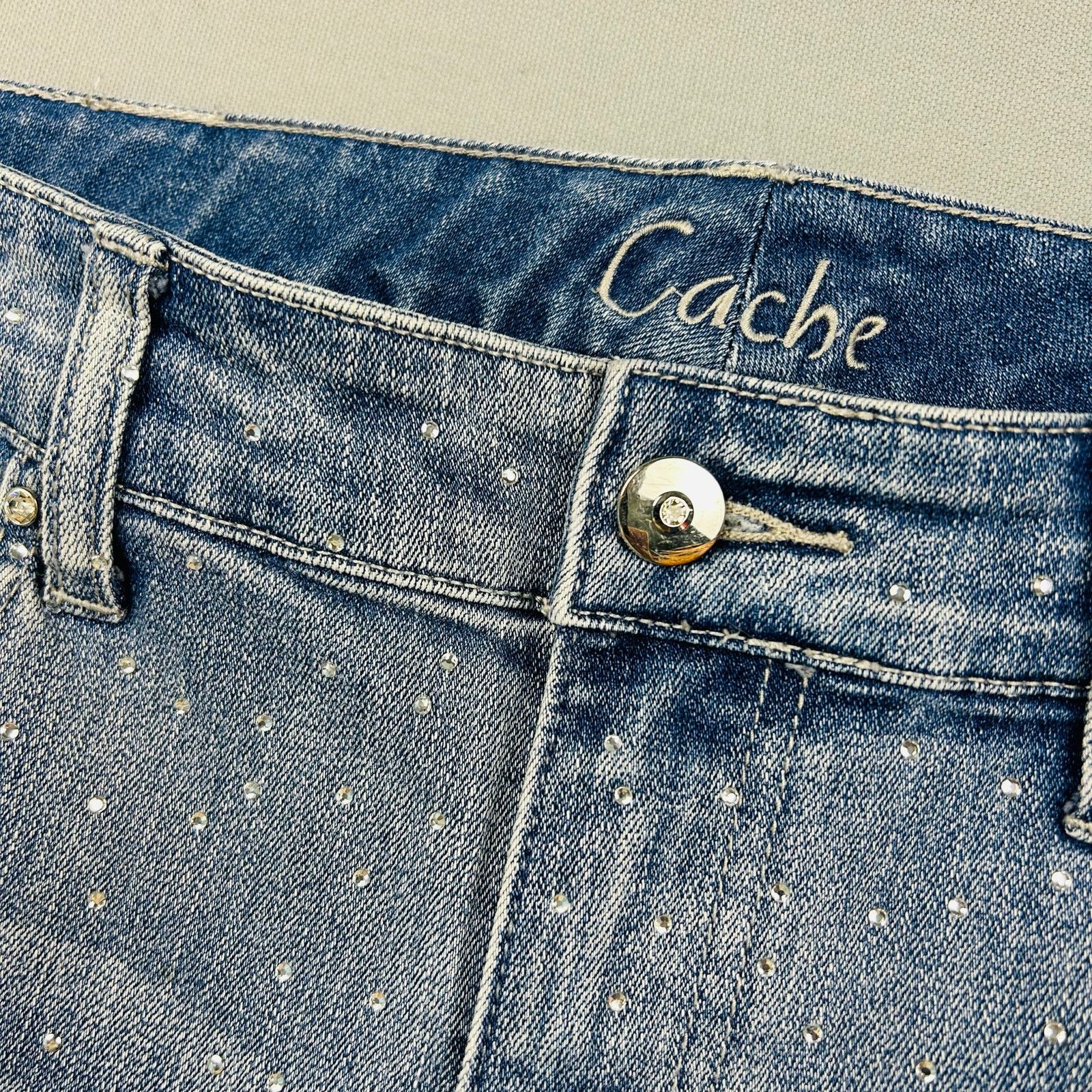 Vintage Y2K Cache Jeans All Over Rhinestone Studded Cropped Capri 6 Size 28" / US 6 / IT 42 - 3 Thumbnail