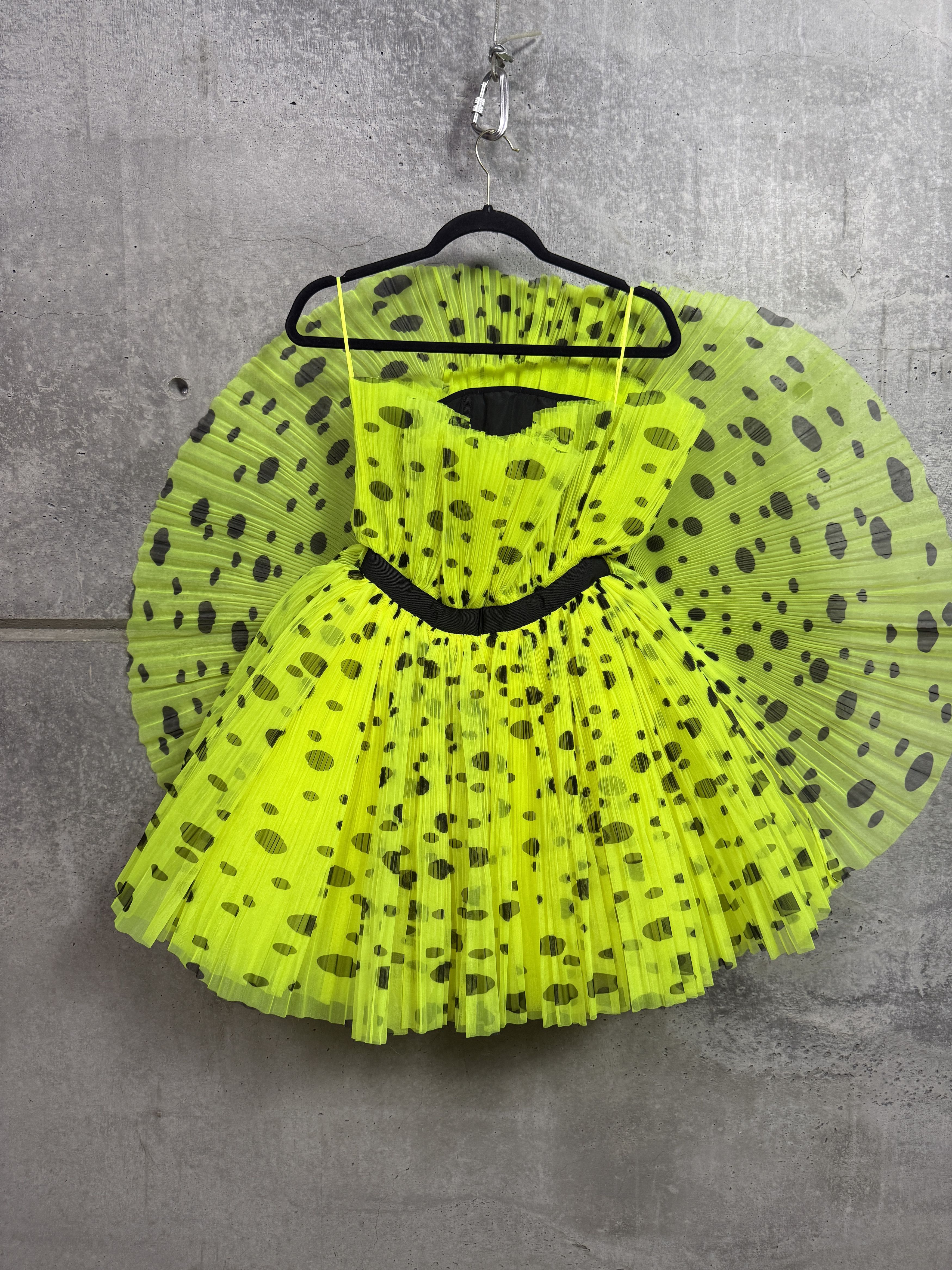 H&M H&M Innovation Circular Design Story Neon Polka Dot Dress Size S / US 4 / IT 40 - 3 Thumbnail