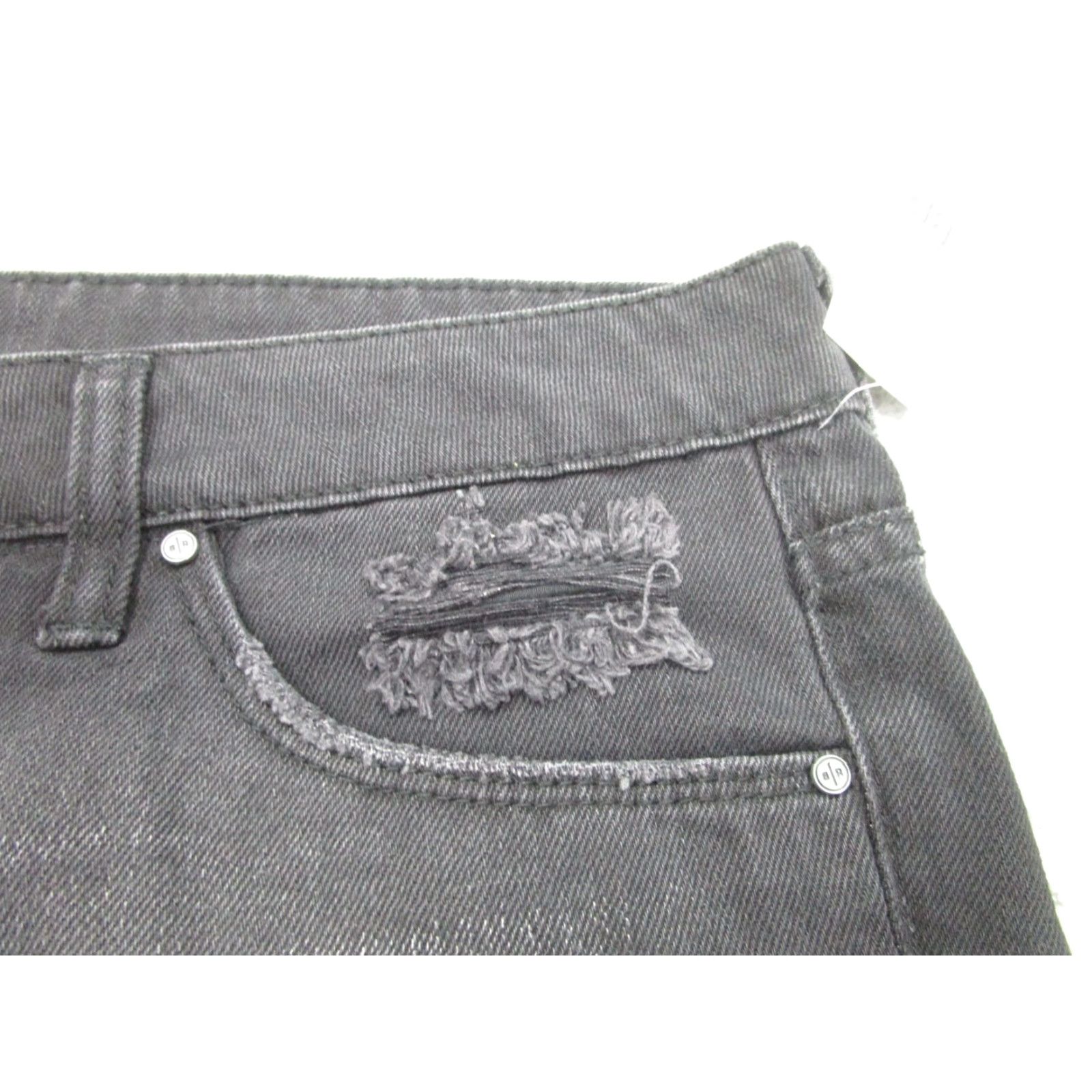 Vintage BP Shorts Women 42 Waist Black Denim Cut-Off Destroyed Fringe Frayed Jeans Shorts Womens 42 in Black BP Style: Cut-off Vintage: No Mens/Womens: Womens Size 28" / US 6 / IT 42 - 3 Thumbnail