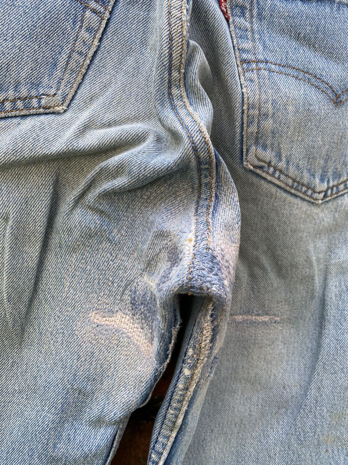 Levi's Vintage Clothing W33x31.5 Vintage levi's 501 repaired distressed made in USA Size US 33 - 8 Thumbnail