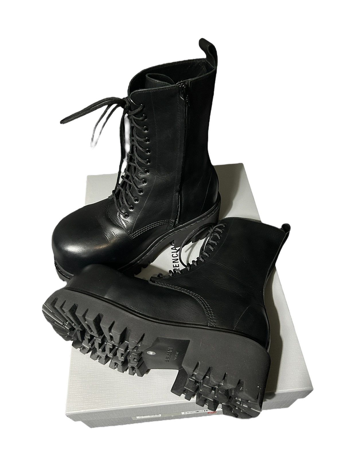 Balenciaga FW24 Balenciaga Stomper boot | Grailed