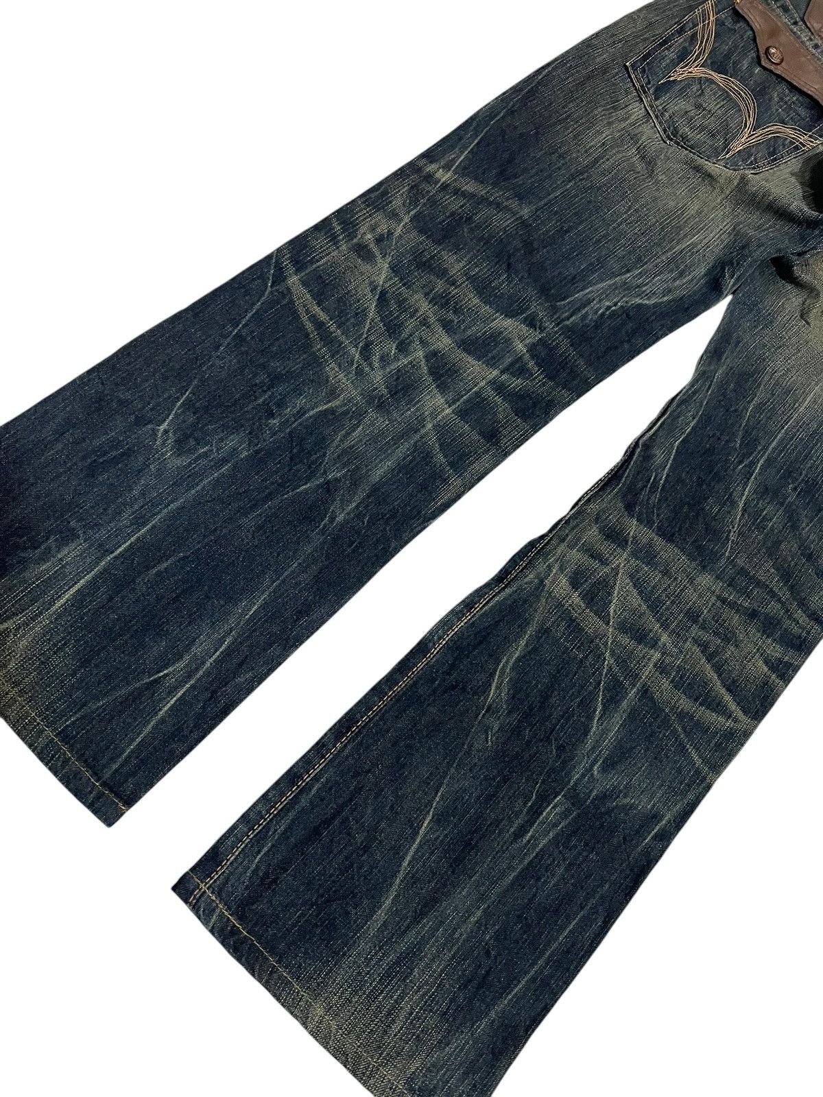Edwin Flare Jean Vintage Edwin Blue Trip Tokyo Japan Mud Wash Jean Size US 28 / EU 44 - 6 Thumbnail