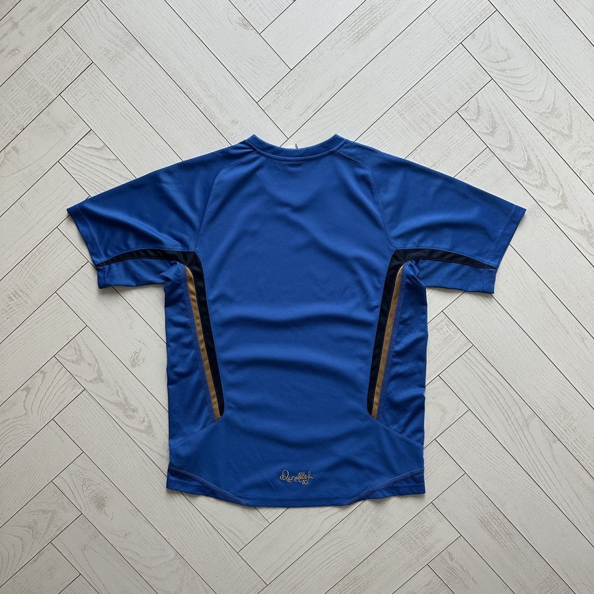 Nike Vintage 00s Nike x Ronaldinho 10 football training jersey Size US S / EU 44-46 / 1 - 3 Thumbnail