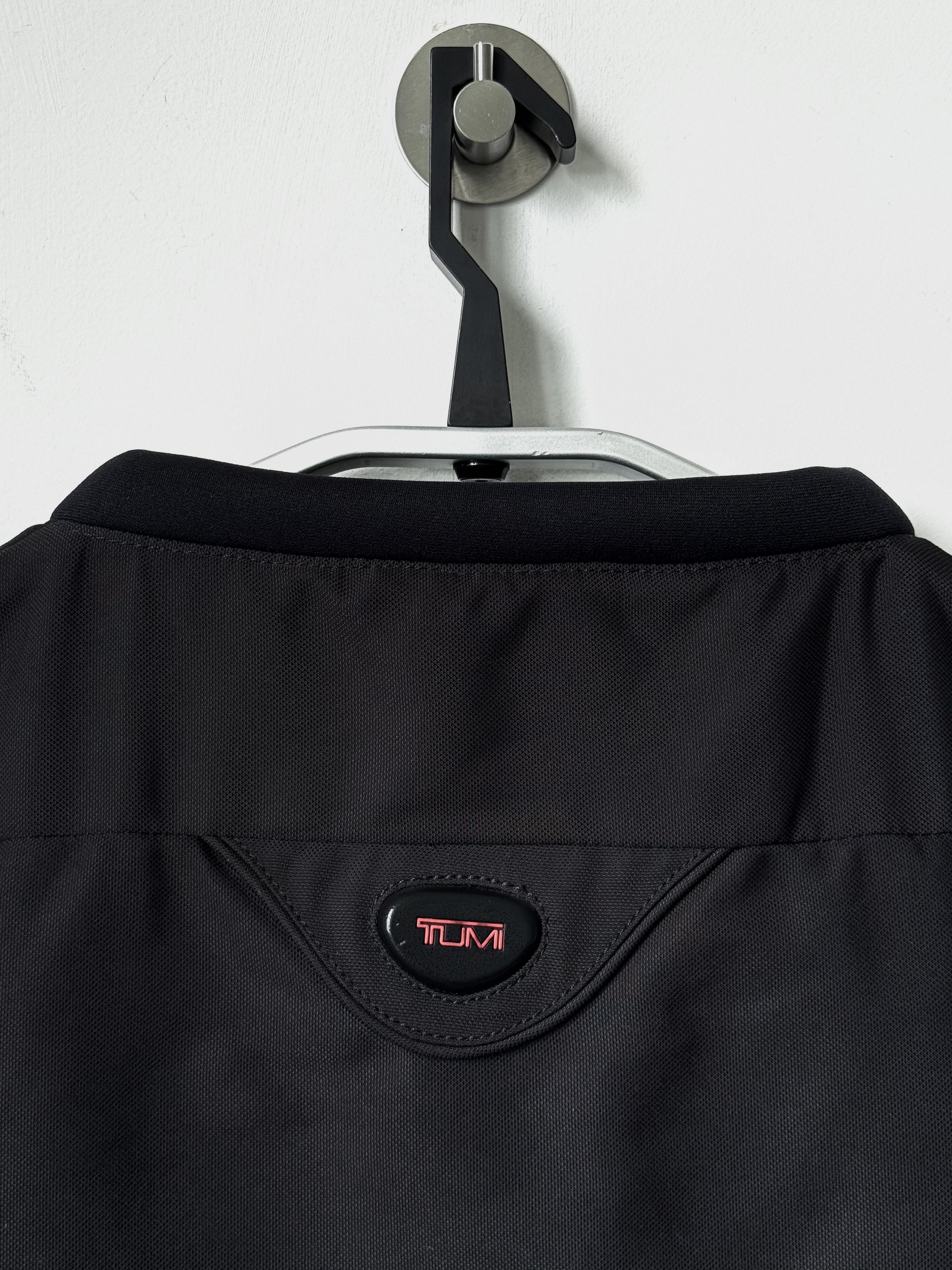 Tumi Tumi Sleevleess Black Travel Jacket Size US L / EU 52-54 / 3 - 10 Thumbnail