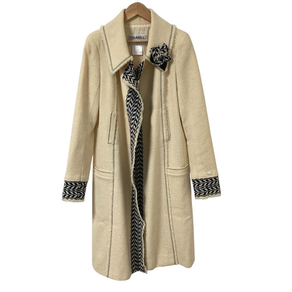 Chanel Chanel Chanel Camellia Tweed Coat Textile Outerwear P24497 DUTY FREE for USA Size ONE SIZE - 1 Thumbnail