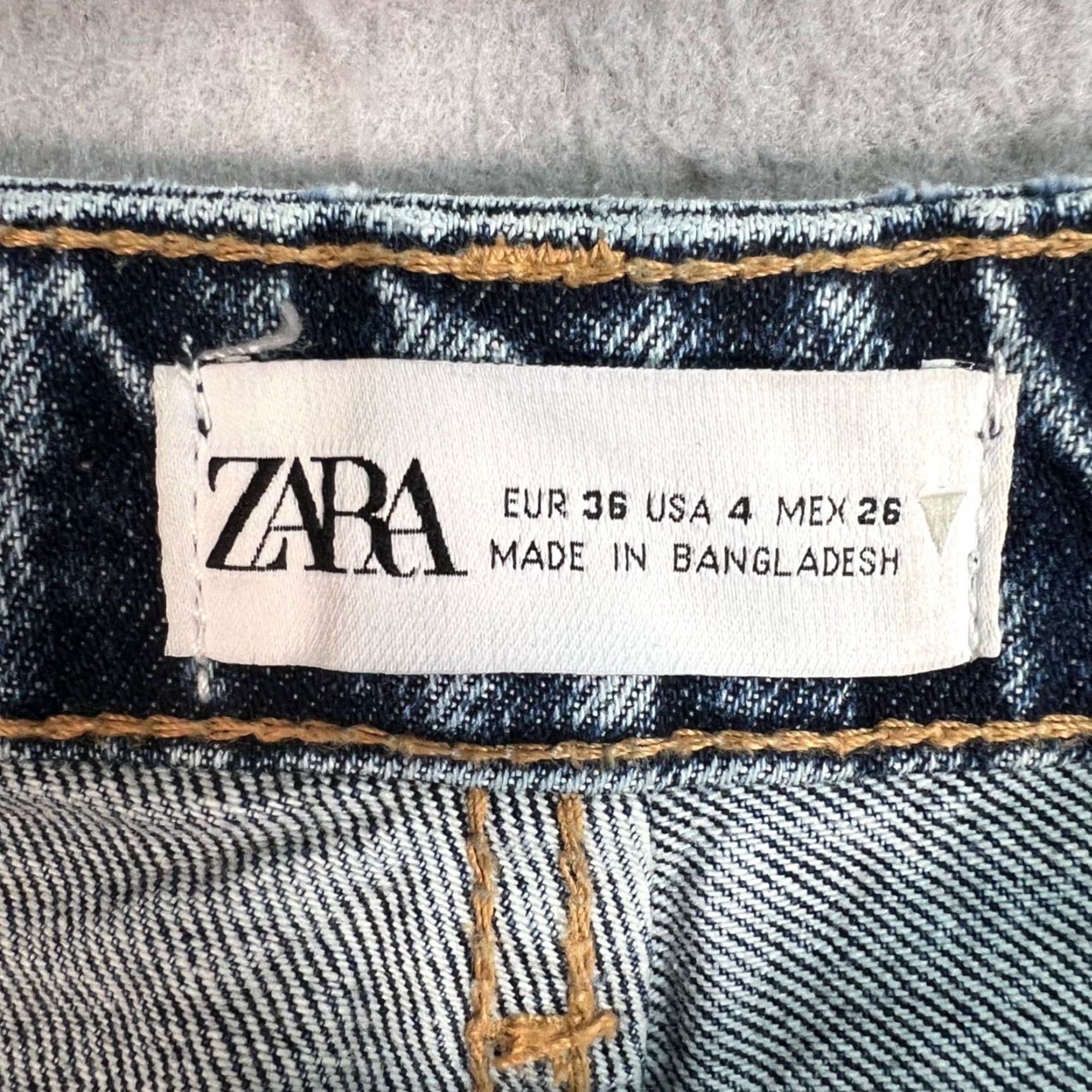 Zara Zara Jeans Womens 4 Blue Denim High-Waisted Tapered 5-Pocket Regular Inseam 27 in Vintage No 90s Theme Mens Womens Girls Size 27" / US 4 / IT 40 - 3 Thumbnail