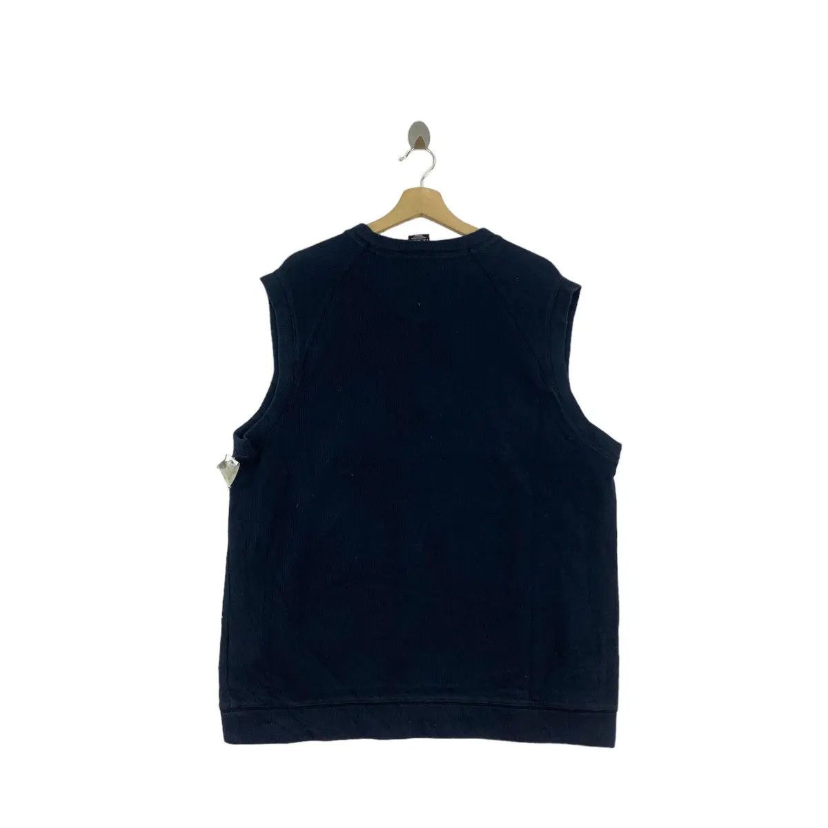 Nike Vintage NIKE TEAM COLLECTION Swoosh Tank Top Tee Shirt Size M / US 6-8 / IT 42-44 - 3 Thumbnail