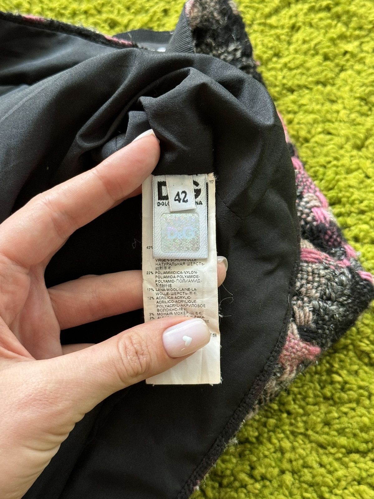 Designer × Dolce & Gabbana Dolce & Gabbana D&G iconic wool blend tweed skirt Size 28" / US 6 / IT 42 - 6 Thumbnail