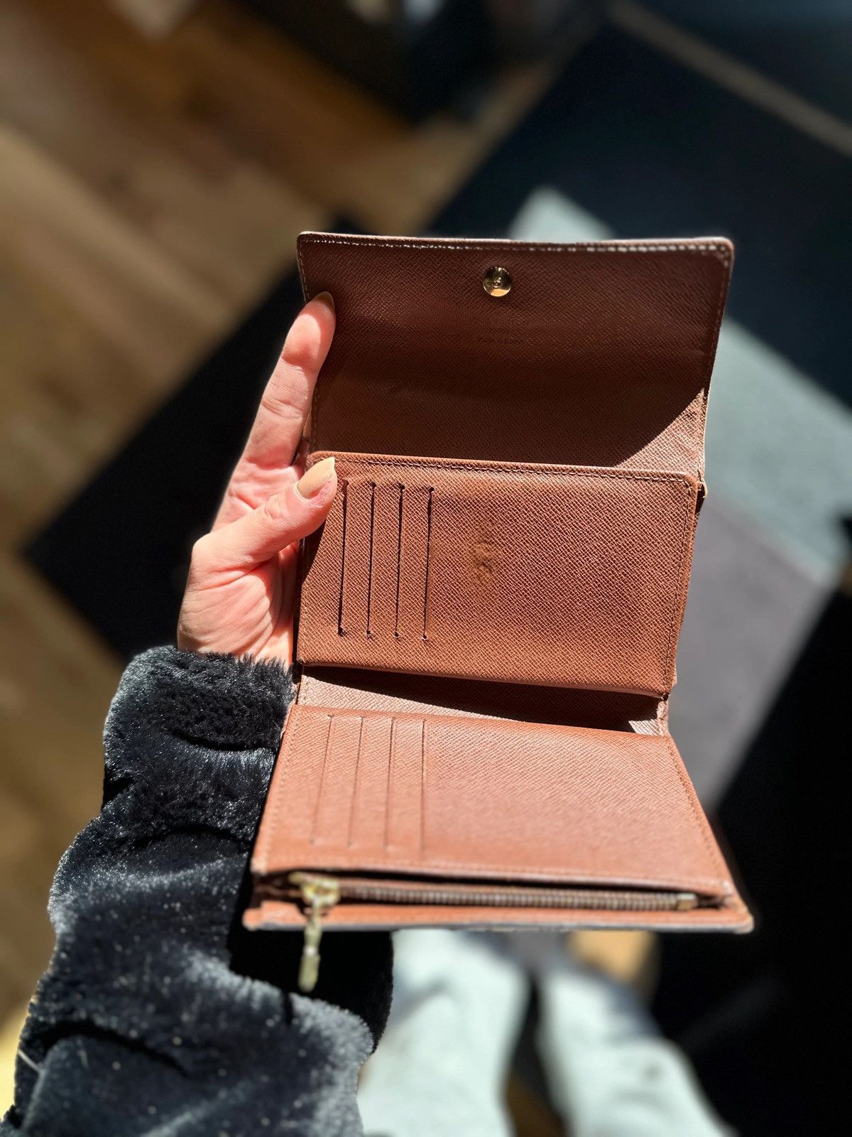 Louis Vuitton Louis Vuitton Trifold Wallet Size ONE SIZE - 4 Thumbnail