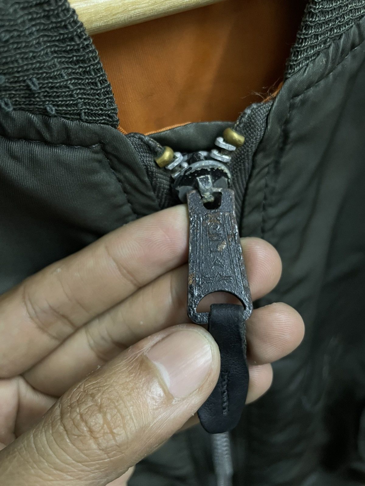 Alpha Industries VINTAGE ALPHA INDUSTRIES MA1 USAF BOMBER REVERSIBLE JACKET Size US XL / EU 56 / 4 - 8 Thumbnail