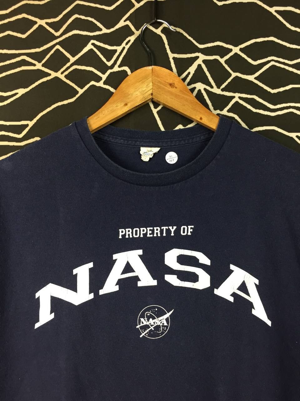 Vintage Vtg 00s NASA Official Logo Property Of NASA Tee Size US L / EU 52-54 / 3 - 3 Thumbnail