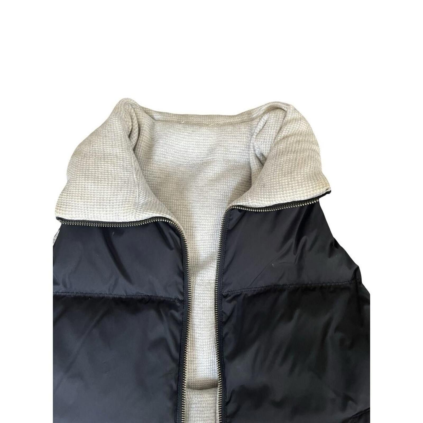 Unknown London Cozy Black Puffer Vest with Soft Inner Lining Size ONE SIZE - 2 Thumbnail