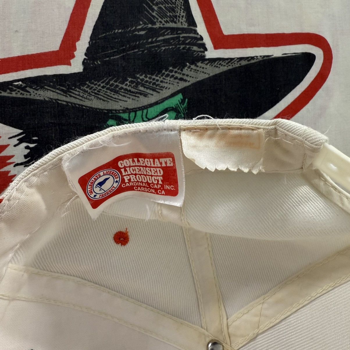 NCAA × Vintage Vintage 90s Miami Hurricanes Script Big Logo SnapBack Hat Size ONE SIZE - 9 Thumbnail