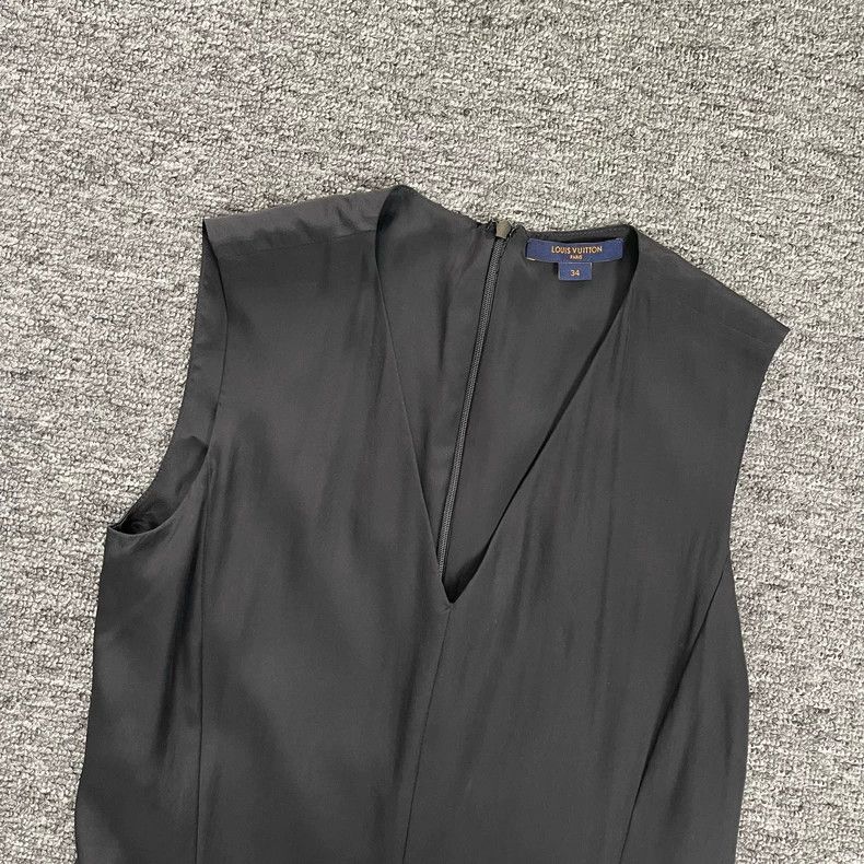 Louis Vuitton Louis Vuitton V-neck irregular dress Size XXS / US 00 / IT 34 - 7 Thumbnail