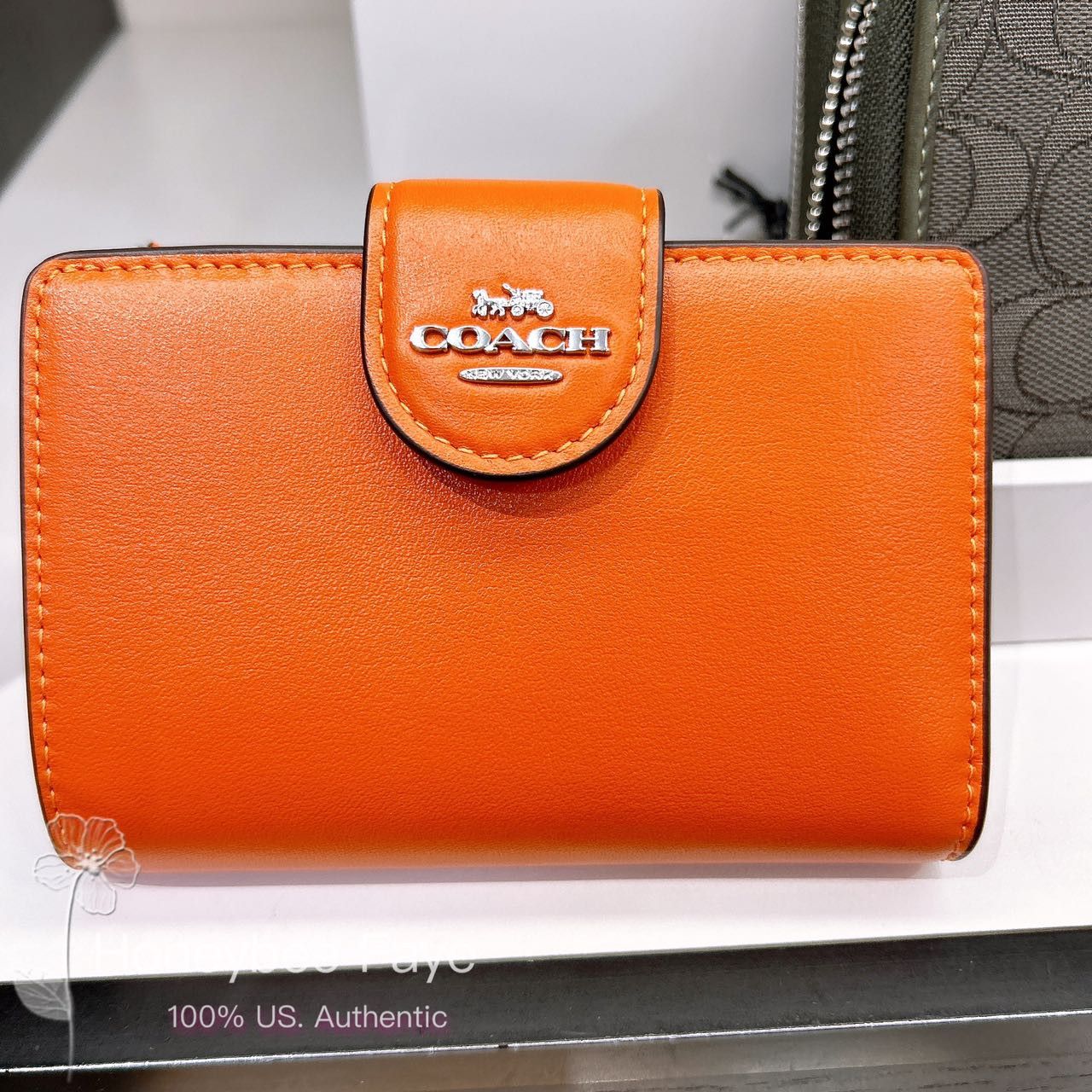 Coach Medium Corner Zip Wallet CR791 Size ONE SIZE - 1 Thumbnail