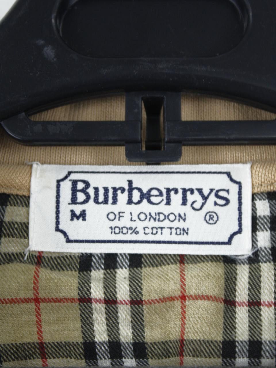 Burberry Burberrys Beige Polo Shirt Long Sleeve Vintage Burberry Size US M / EU 48-50 / 2 - 4 Thumbnail