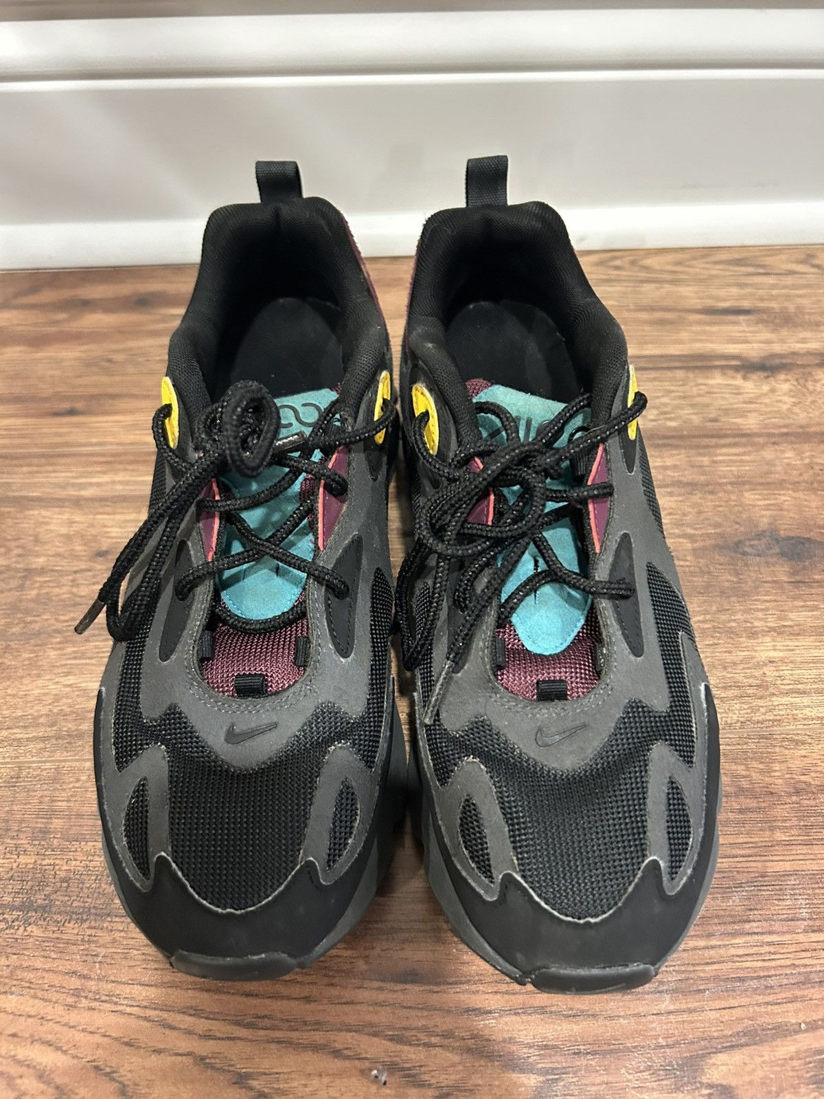 Nike Nike Air Max 200 Bordeaux Men's Size 8 Black Athletic Shoes Size US 8 / EU 41 - 2 Thumbnail