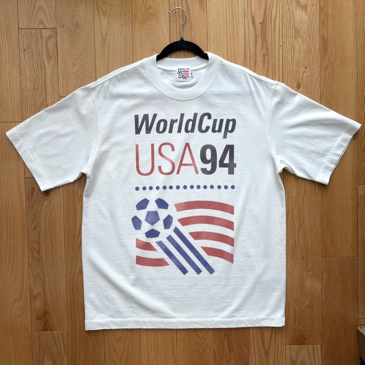 Vintage FIFA World Cup USA 1994 MEDIUM Soccer T-Shirt