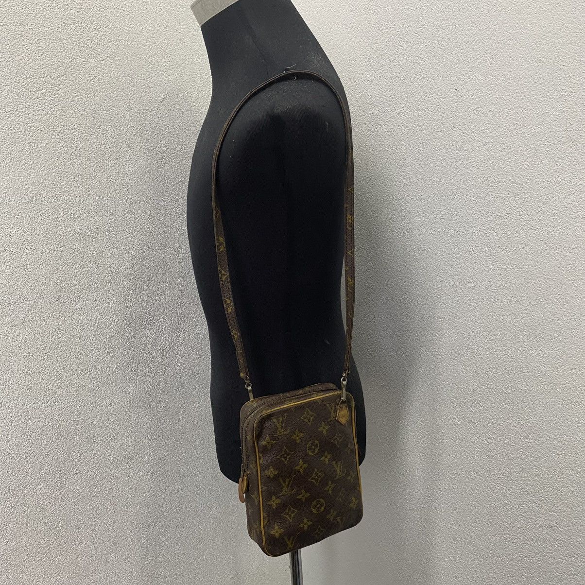 Vintage ‼️YES‼️AUTH. VINTAGE LOUIS VUITTON MINI DANUBE SHOULDER BAG Size ONE SIZE - 15 Thumbnail