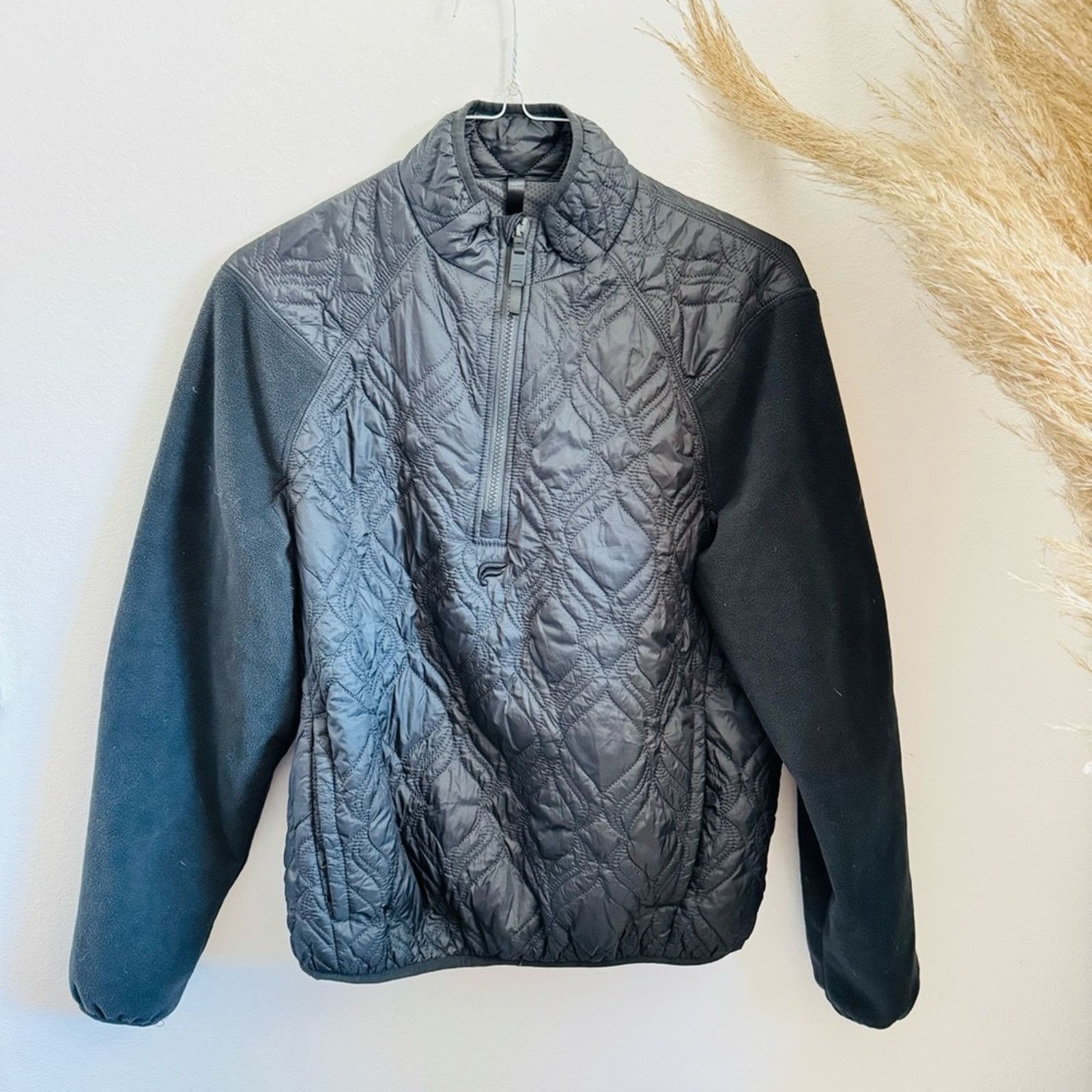 Fabletics FABLETICS Loft Jacket Quilted Zip Nylon Pullover Gym Sweater Size S / US 4 / IT 40 - 2 Thumbnail