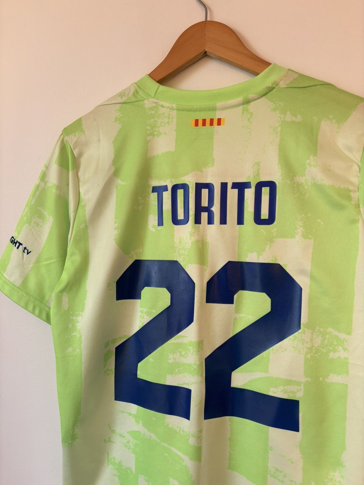 Other FC Barcelona Torito 24/25 Third Kit Performance Jersey M Size US M / EU 48-50 / 2 - 6 Thumbnail