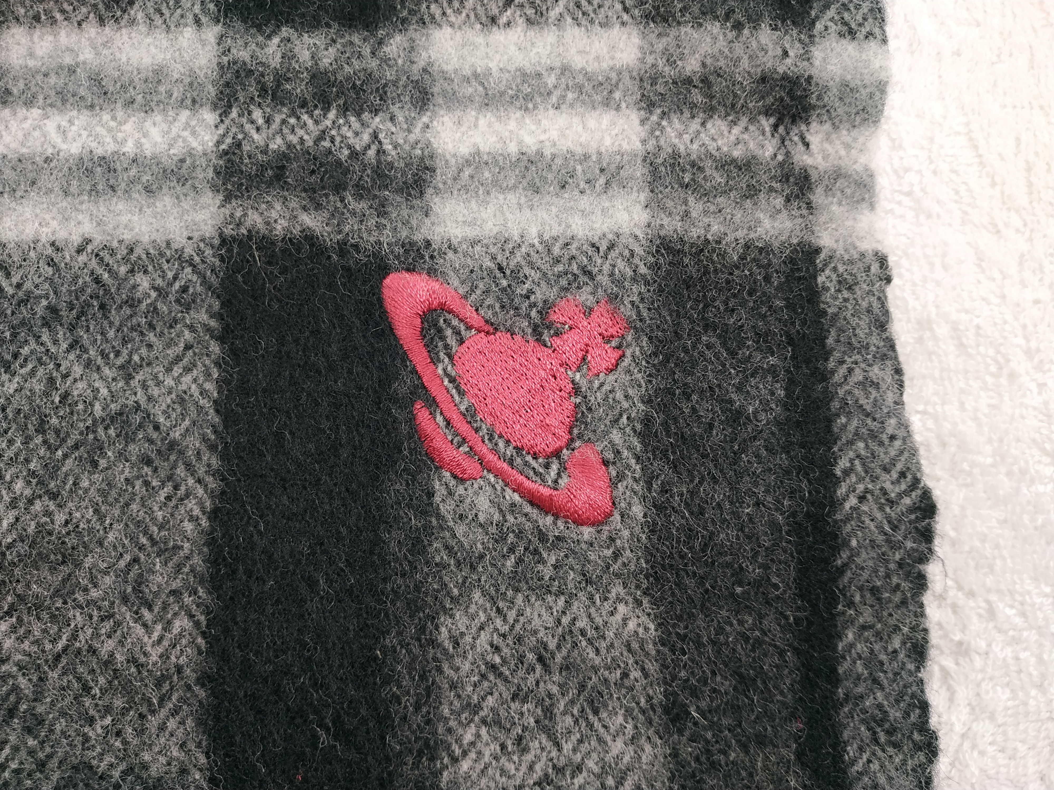 Vivienne Westwood Vintage Vivienne Westwood Scarf/Muffler/Neckwear MF434 Size ONE SIZE - 4 Thumbnail