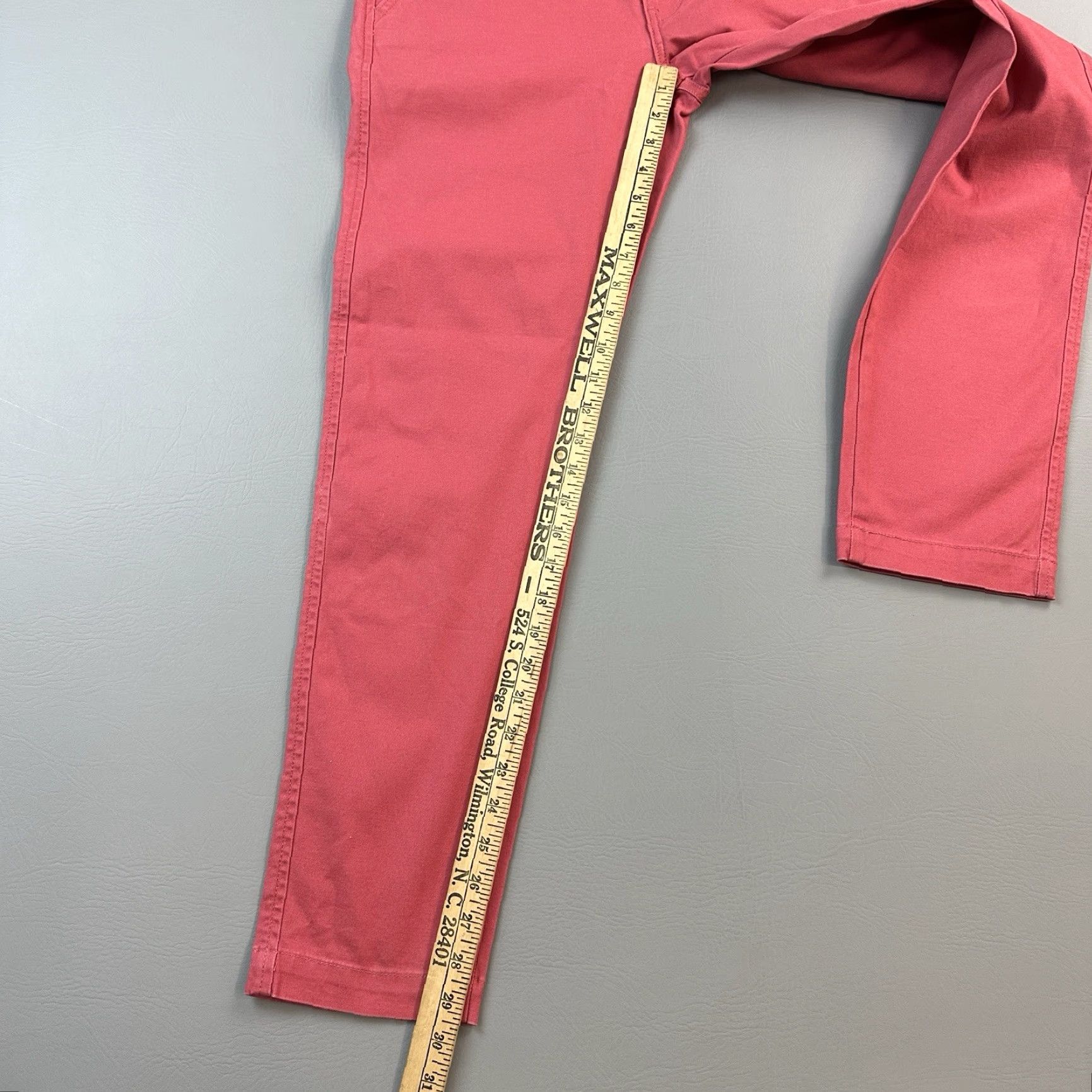 Levi's Levi's Chino Pants Mens 30x30 Rose Red Regular Stretch Casual Tapered Standard XX Logo Pocket Men Size US 30 / EU 46 - 2 Thumbnail