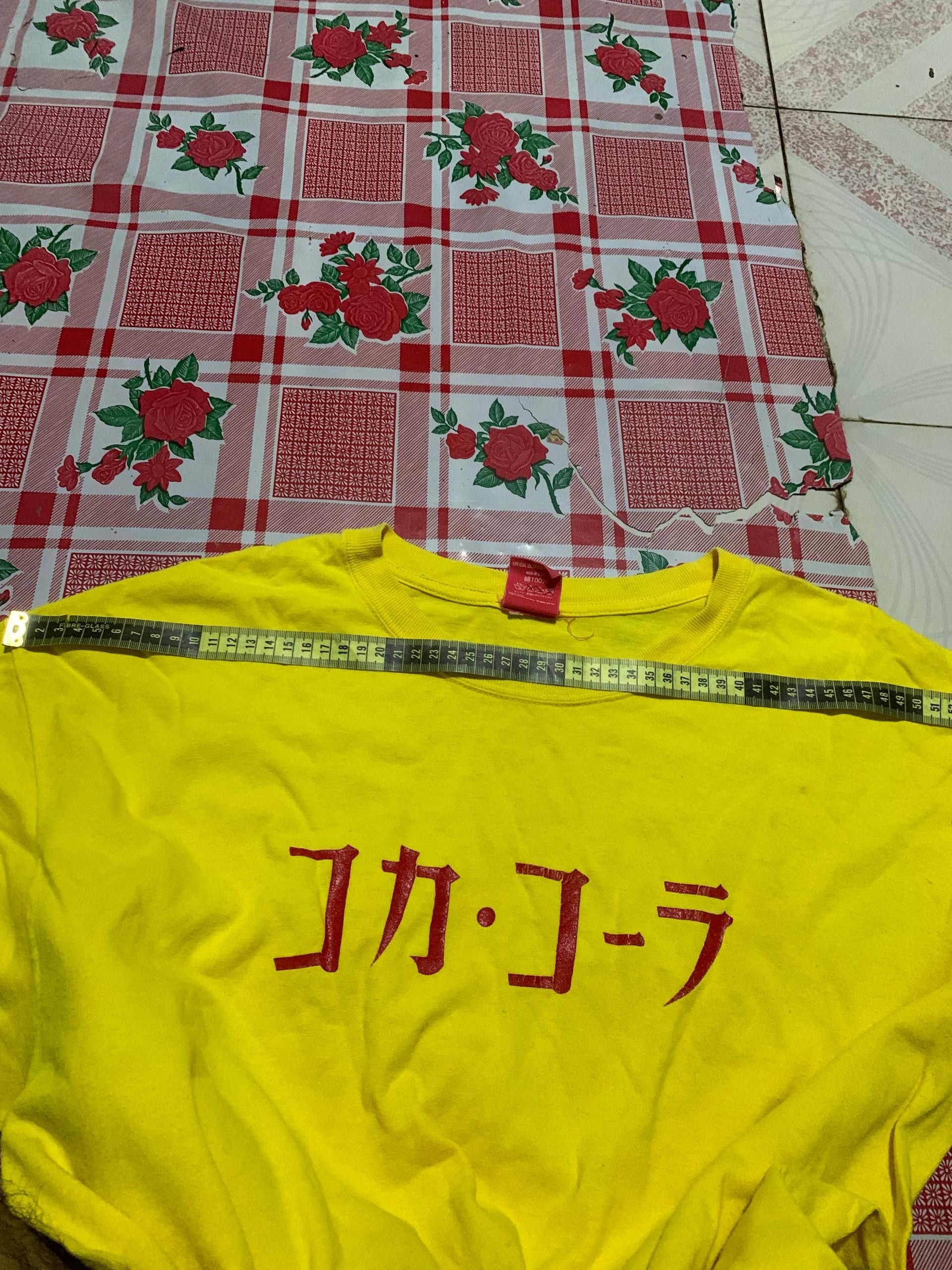 Coca Cola × Vintage yellow 70s COCA COLA japan made in usa Promo tee Size US L / EU 52-54 / 3 - 8 Thumbnail