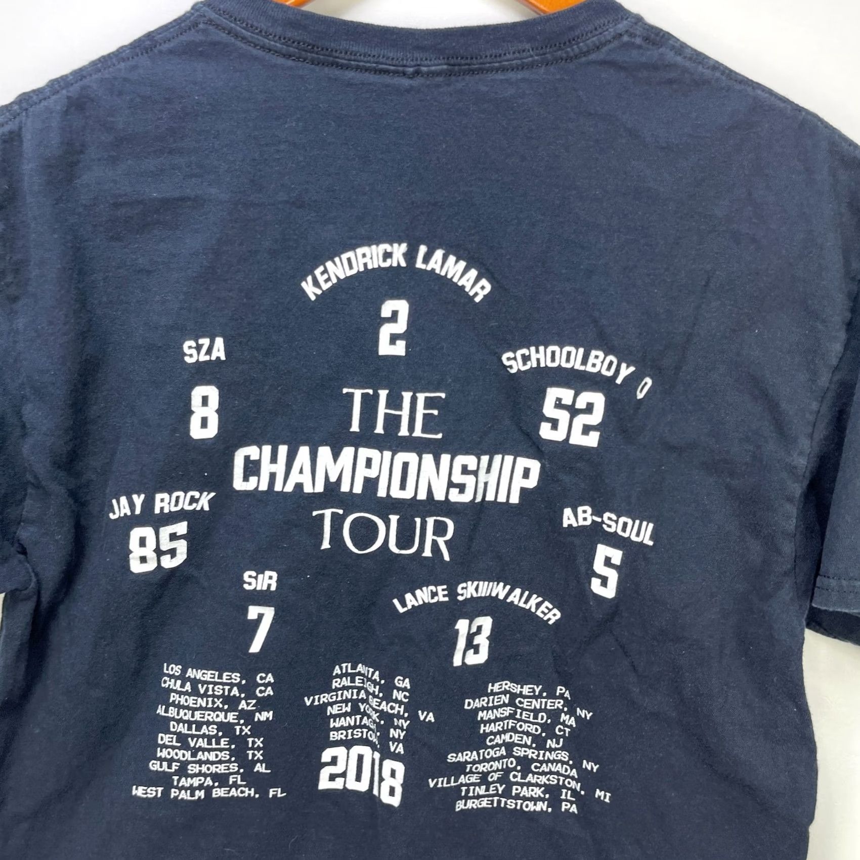 Vintage VINTAGE Kendrick Lamar DAMN Championship Tour Cropped T Shirt S/M Womens Size S / US 4 / IT 40 - 4 Thumbnail