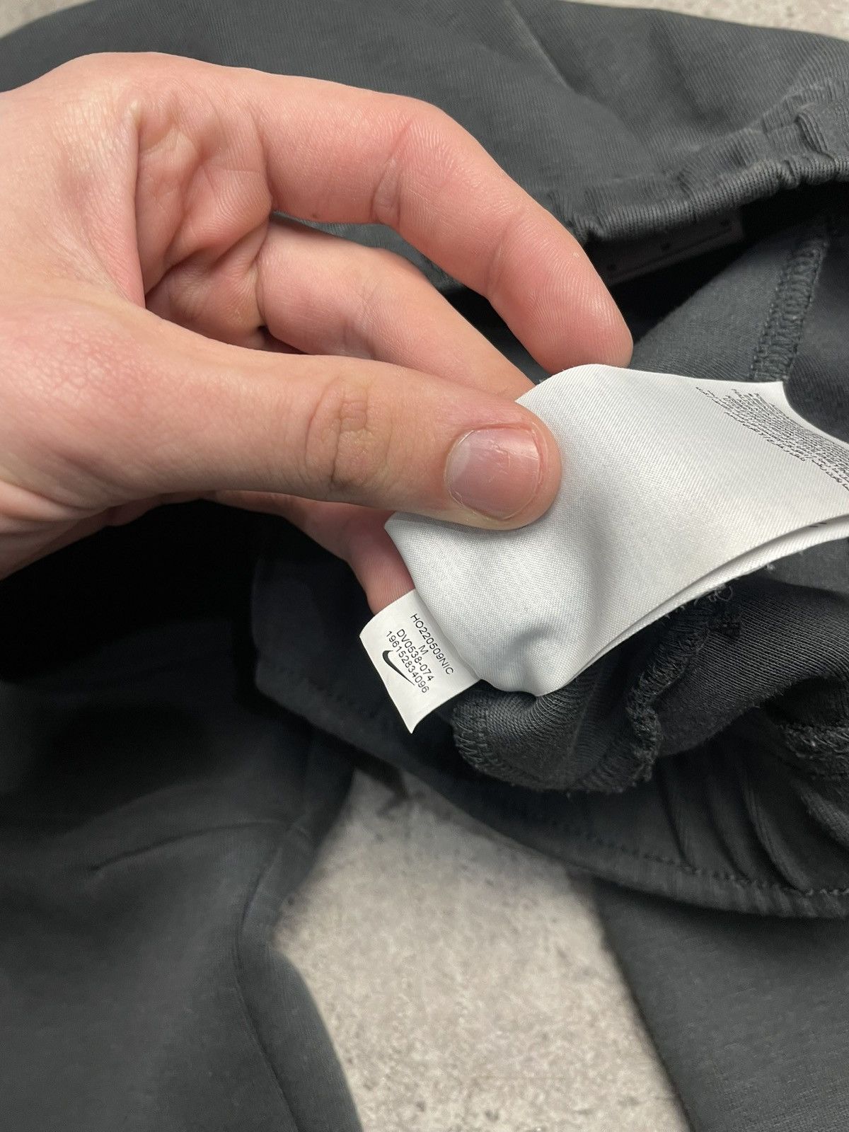 Nike Nike Tech Fleece Bottoms Size US 32 / EU 48 - 9 Thumbnail