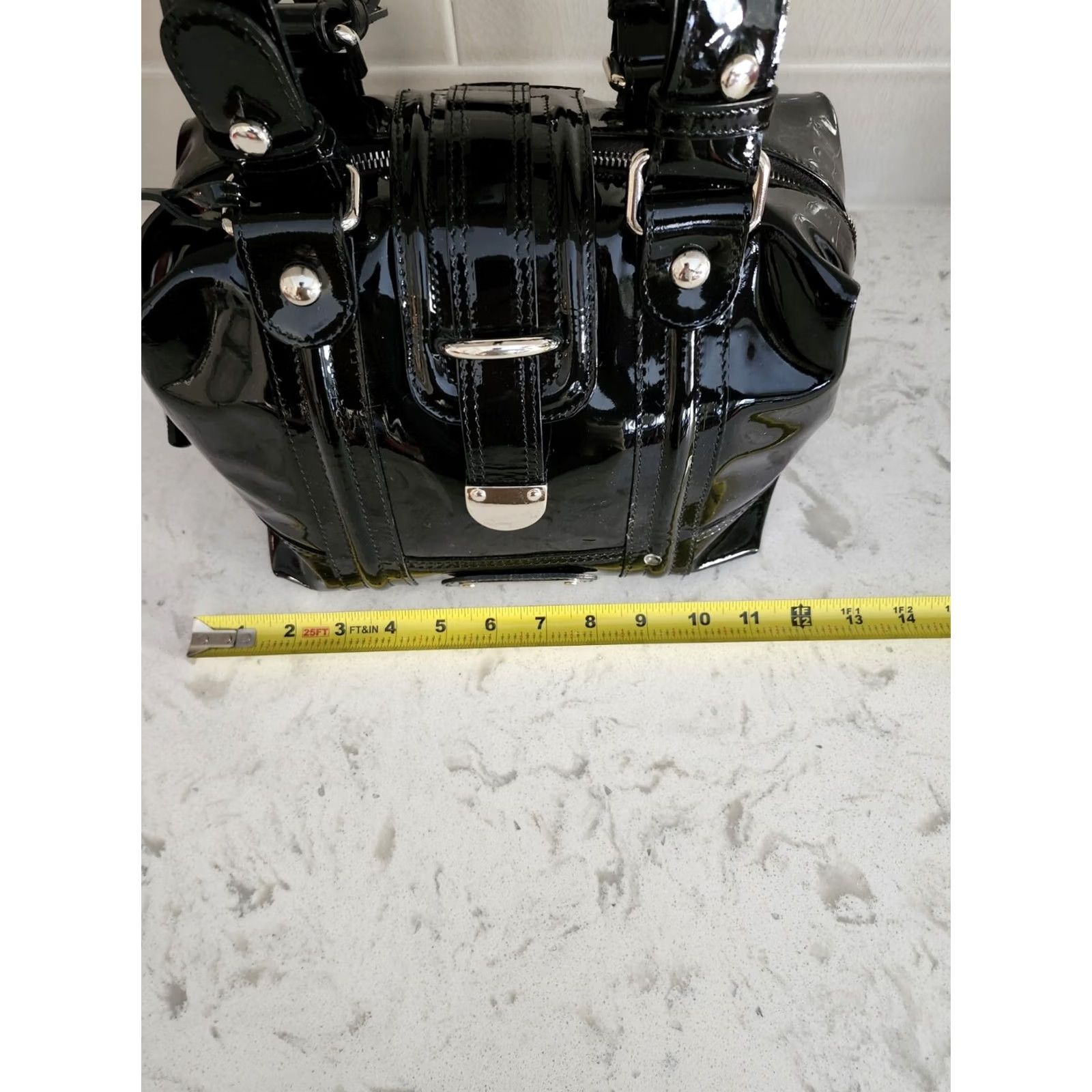 Vintage VIA REPUBBLICA Women's Black Hand Bag Shoulder Bag Medium Black Zip Closure Fashion Handbag Italy Women Contemporary Size ONE SIZE - 6 Thumbnail