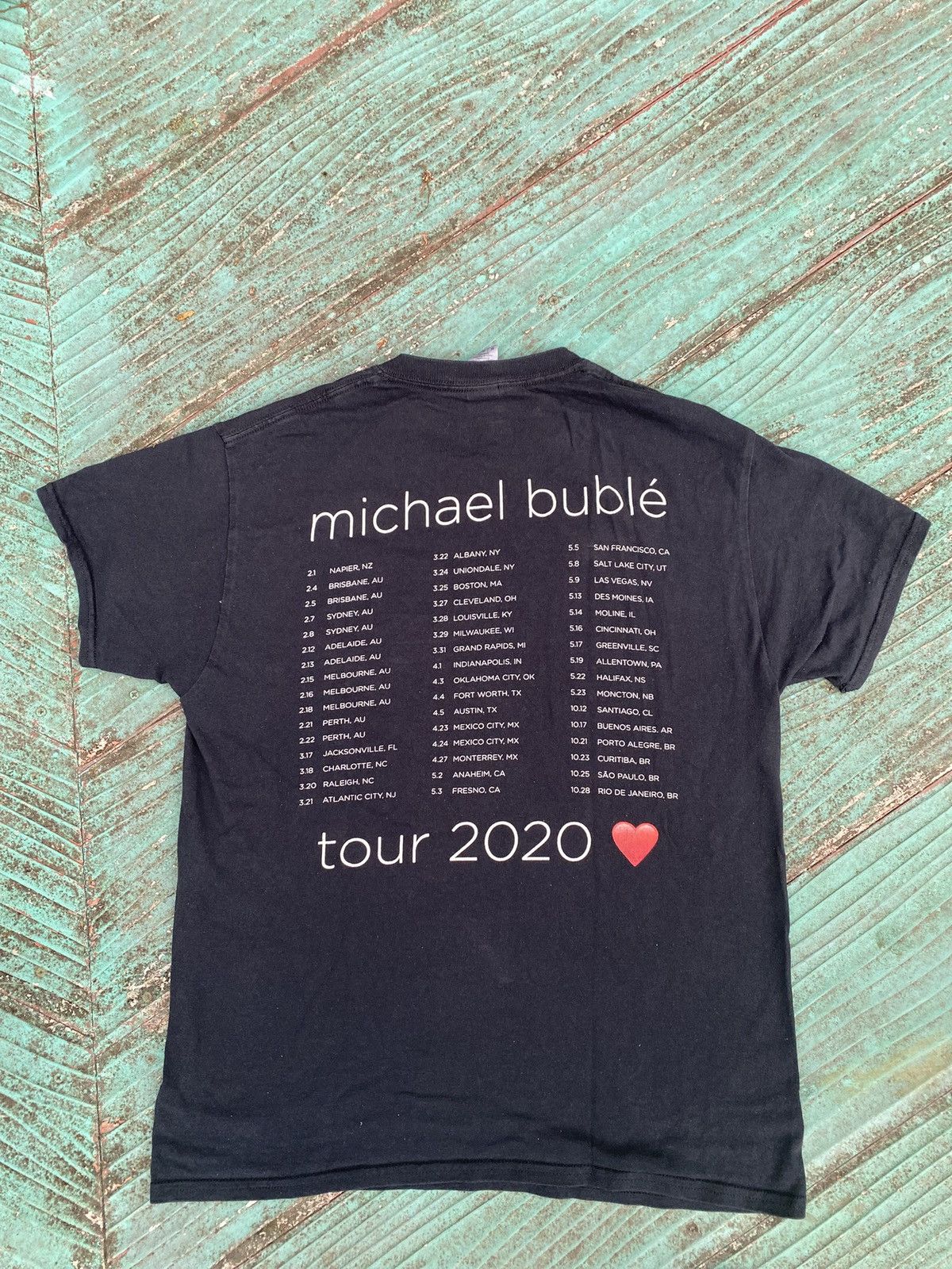 Gildan Michael buble tour 2020 soul shirt Size US M / EU 48-50 / 2 - 3 Thumbnail