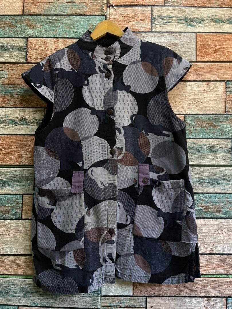 Issey Miyake Vintage Japanese Patchwork Cat Print Fleece-Lined Vest Size US S / EU 44-46 / 1 - 1 Thumbnail