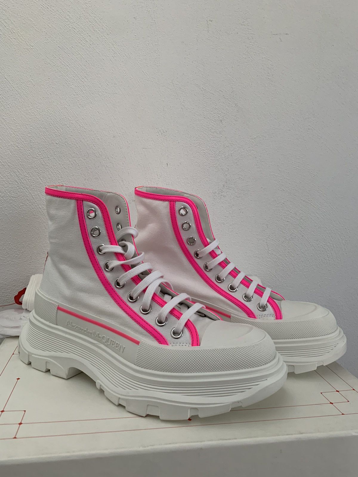 Alexander McQueen Alexander McQueen Tread Slick Chunky Sole High Top Boots Size US 8 / IT 38 - 12 Thumbnail