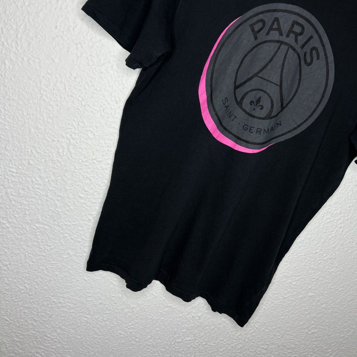 Nike Nike PSG Paris Saint Germain Tee Tshirt Black Print Big Logo Size US M / EU 48-50 / 2 - 2 Thumbnail