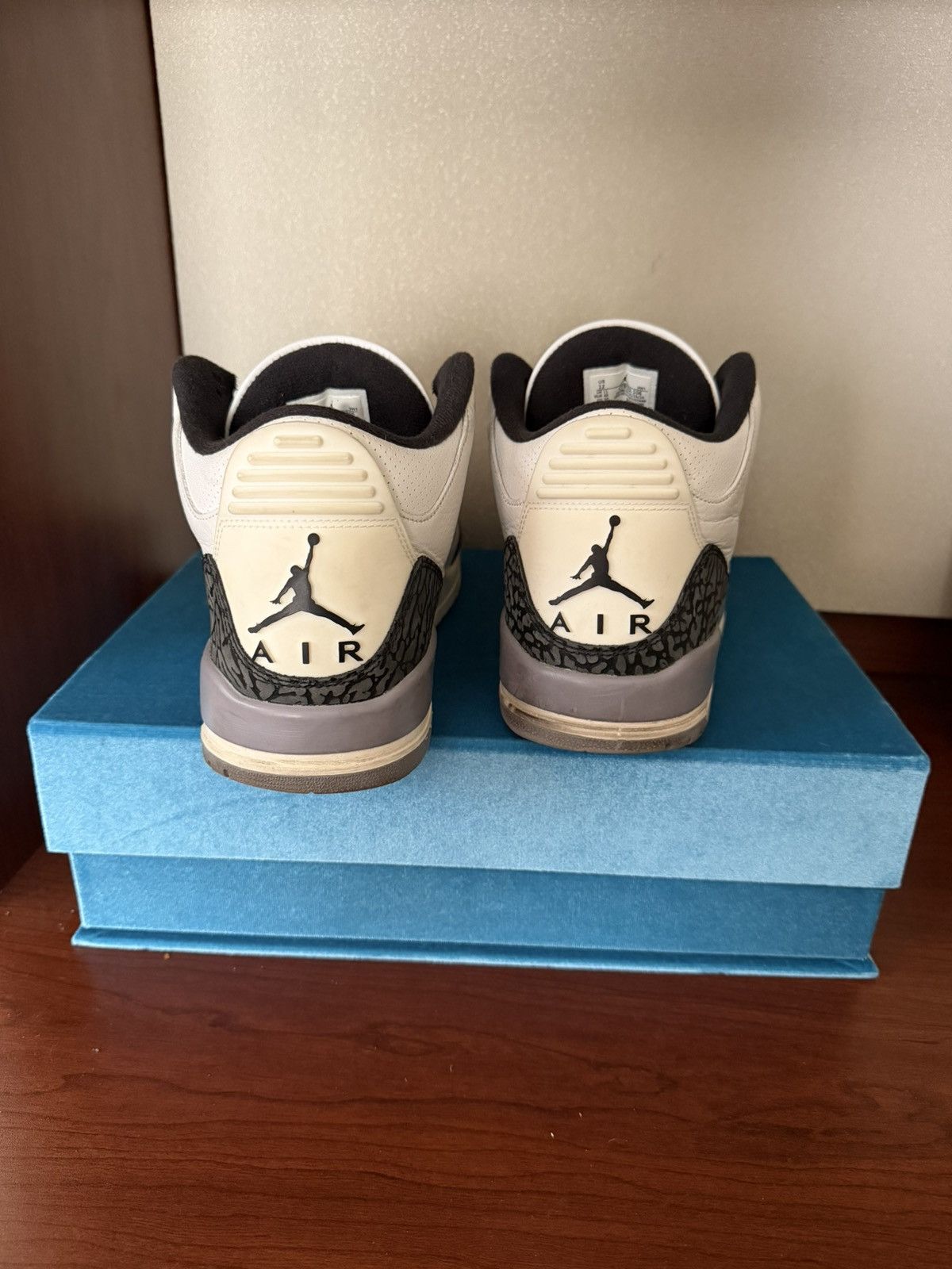 Jordan Brand Air Jordan 3 Retro Cement Grays Size 12 Size US 12 / EU 45 - 5 Thumbnail
