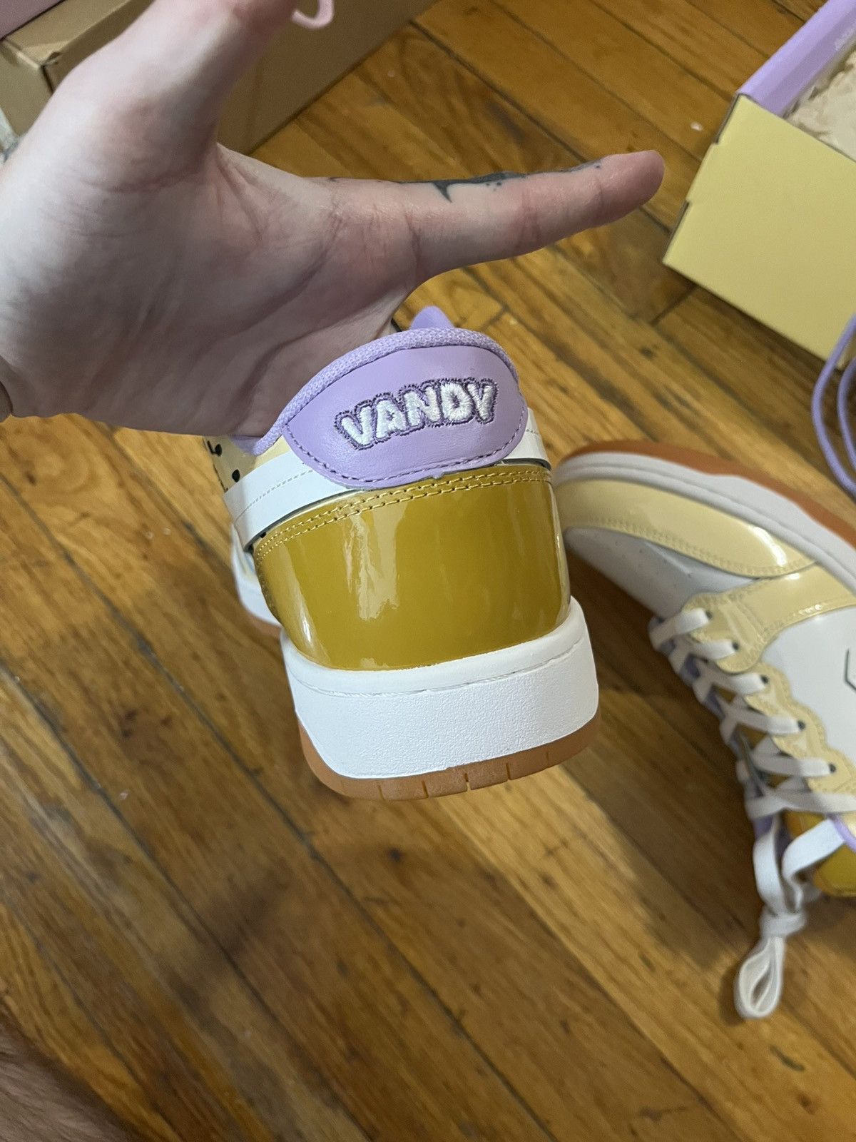 Vandy The Pink Vandy the pink rice burger shoes Size US 9.5 / EU 42-43 - 4 Thumbnail
